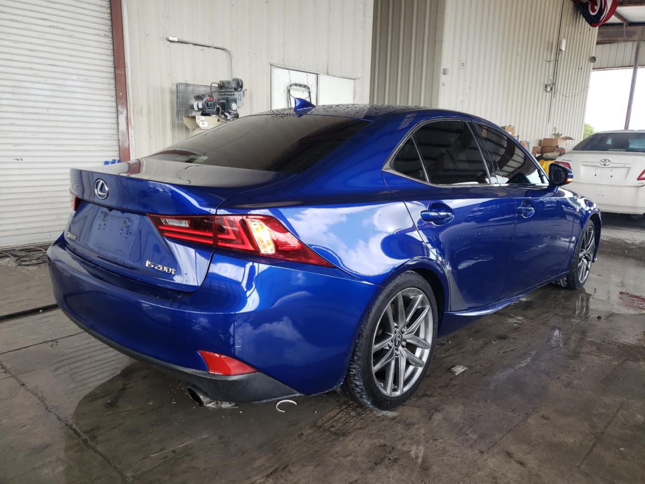 Photo 2 VIN: JTHBA1D29G5016555 - LEXUS IS 