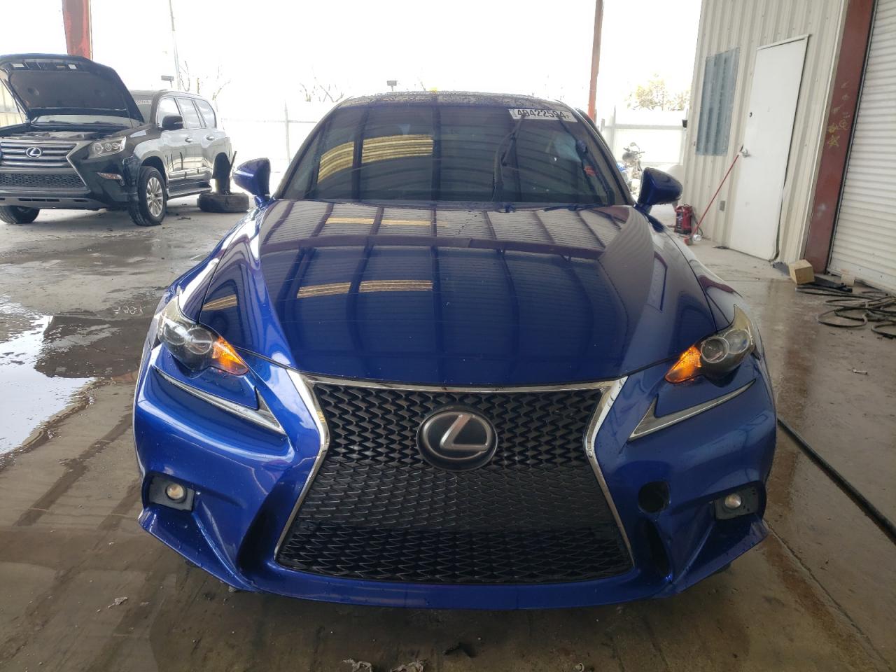 Photo 4 VIN: JTHBA1D29G5016555 - LEXUS IS 