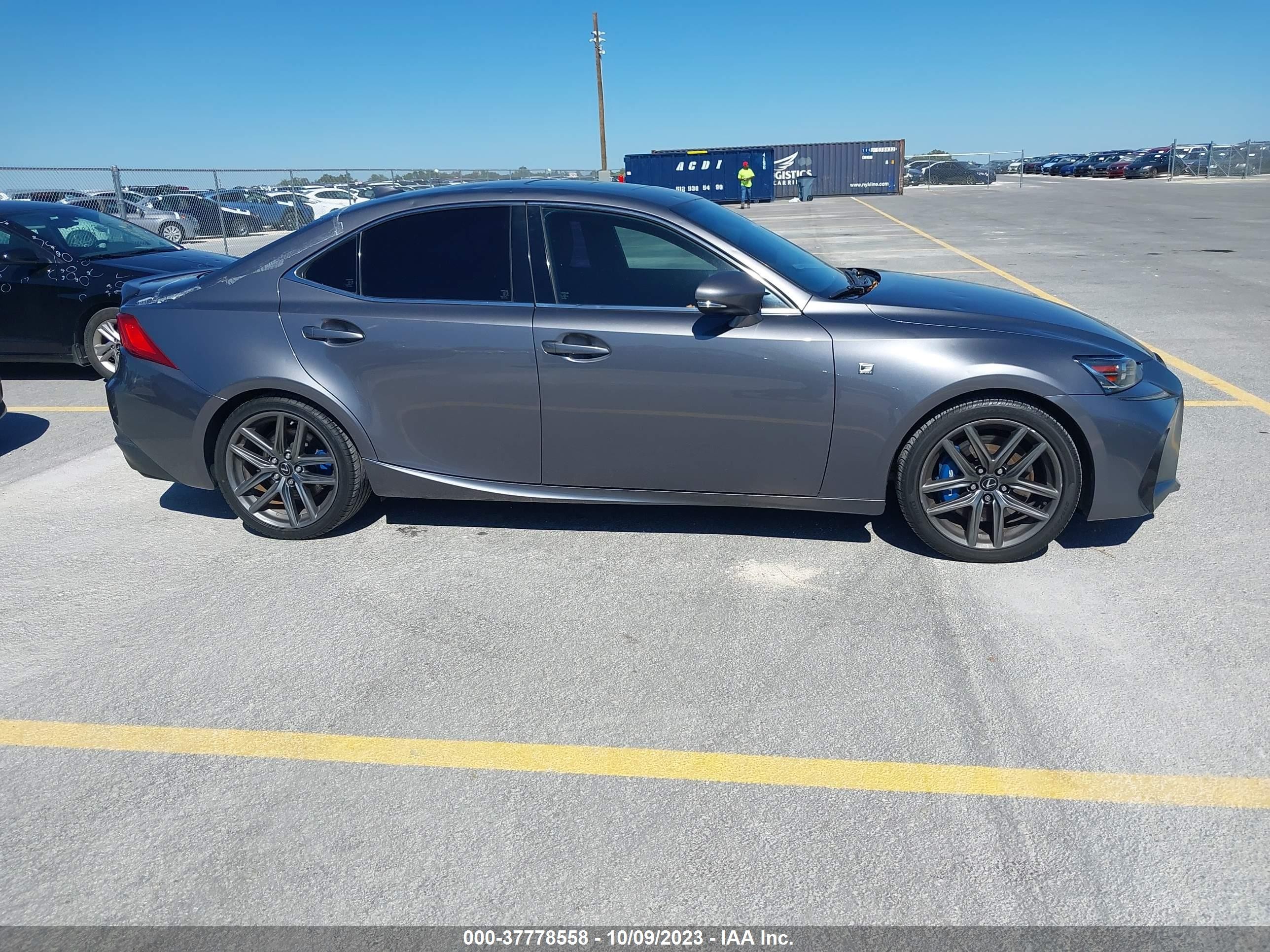 Photo 12 VIN: JTHBA1D29H5051520 - LEXUS IS 