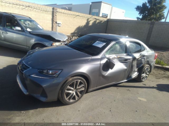 Photo 1 VIN: JTHBA1D29J5080747 - LEXUS IS 