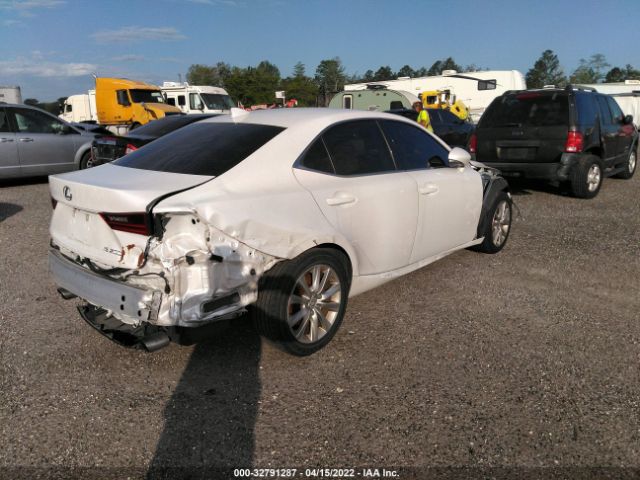 Photo 3 VIN: JTHBA1D2XG5015897 - LEXUS IS 200T 