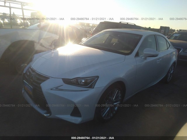 Photo 1 VIN: JTHBA1D2XJ5067909 - LEXUS IS 