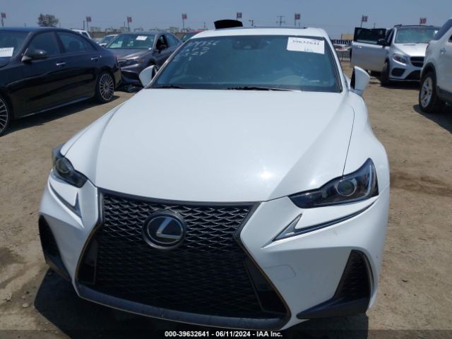 Photo 5 VIN: JTHBA1D2XJ5068476 - LEXUS IS 