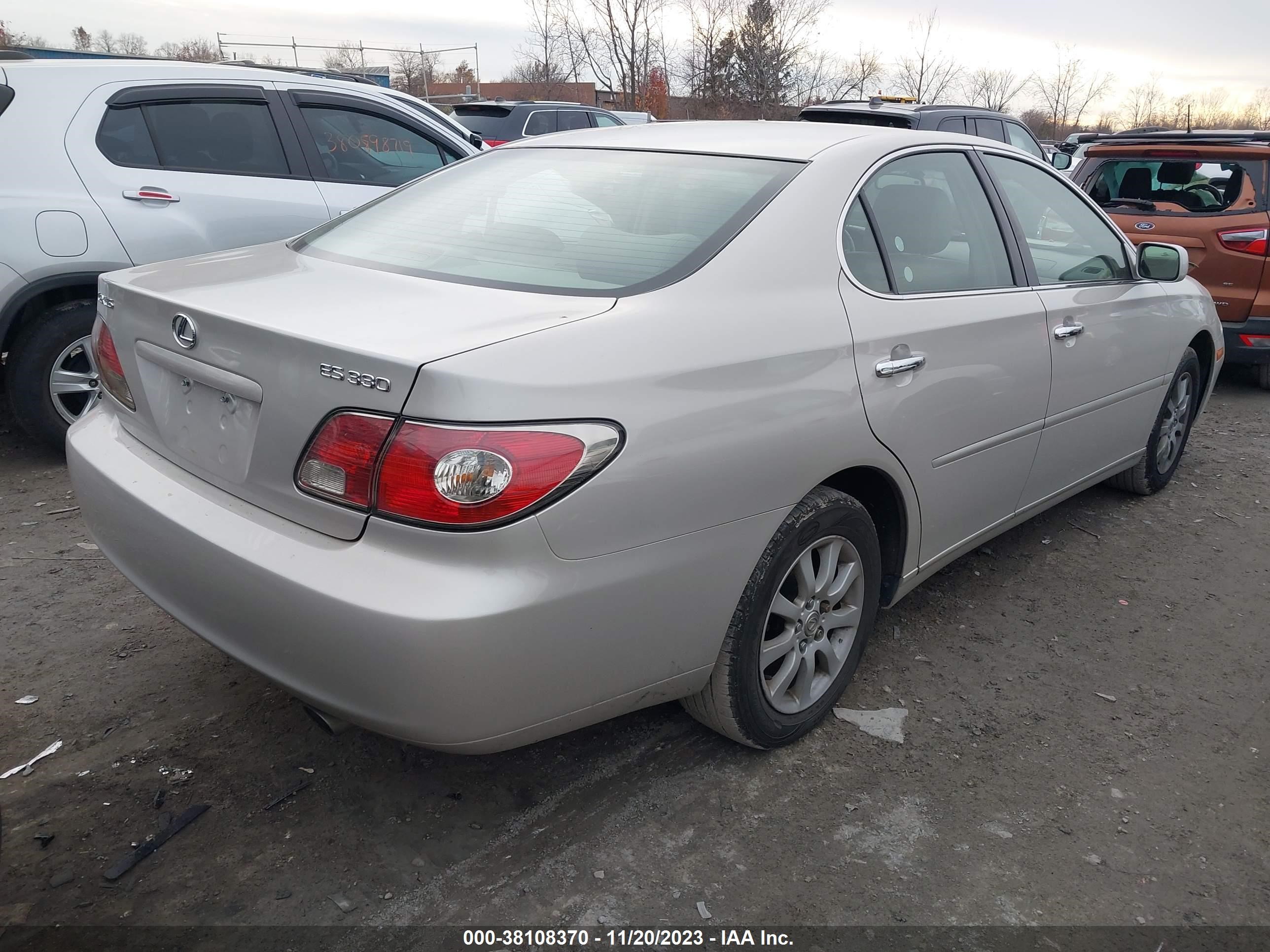 Photo 3 VIN: JTHBA30G040005479 - LEXUS ES 