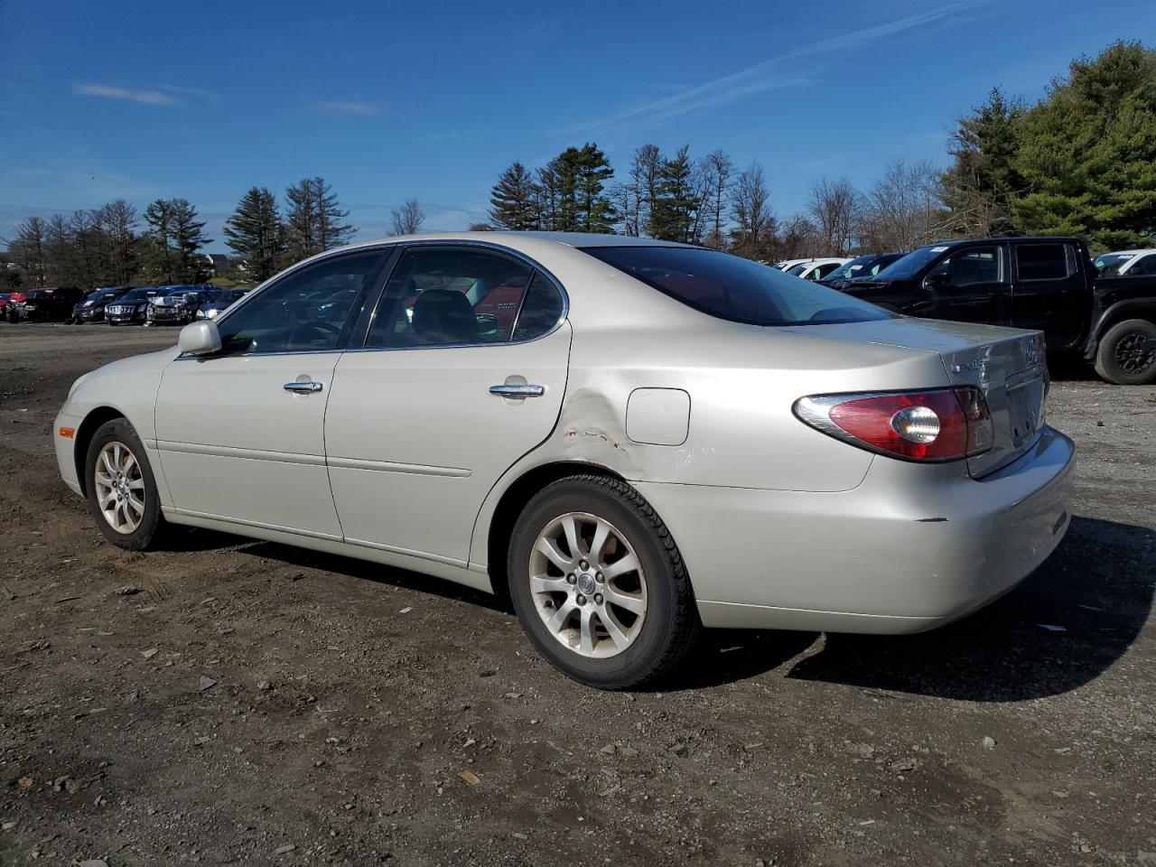 Photo 1 VIN: JTHBA30G040014828 - LEXUS ES 330 