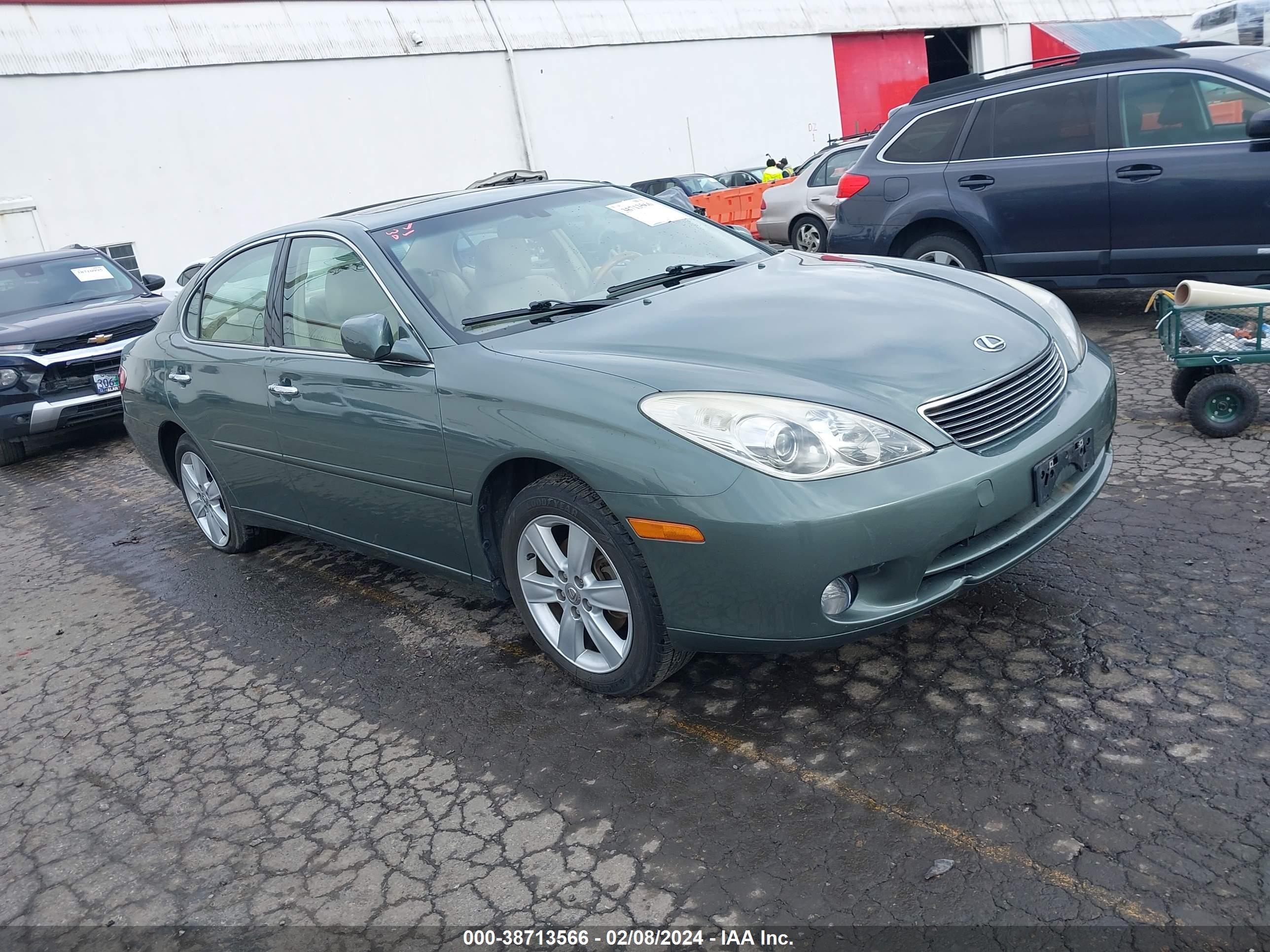 Photo 1 VIN: JTHBA30G055061684 - LEXUS ES 