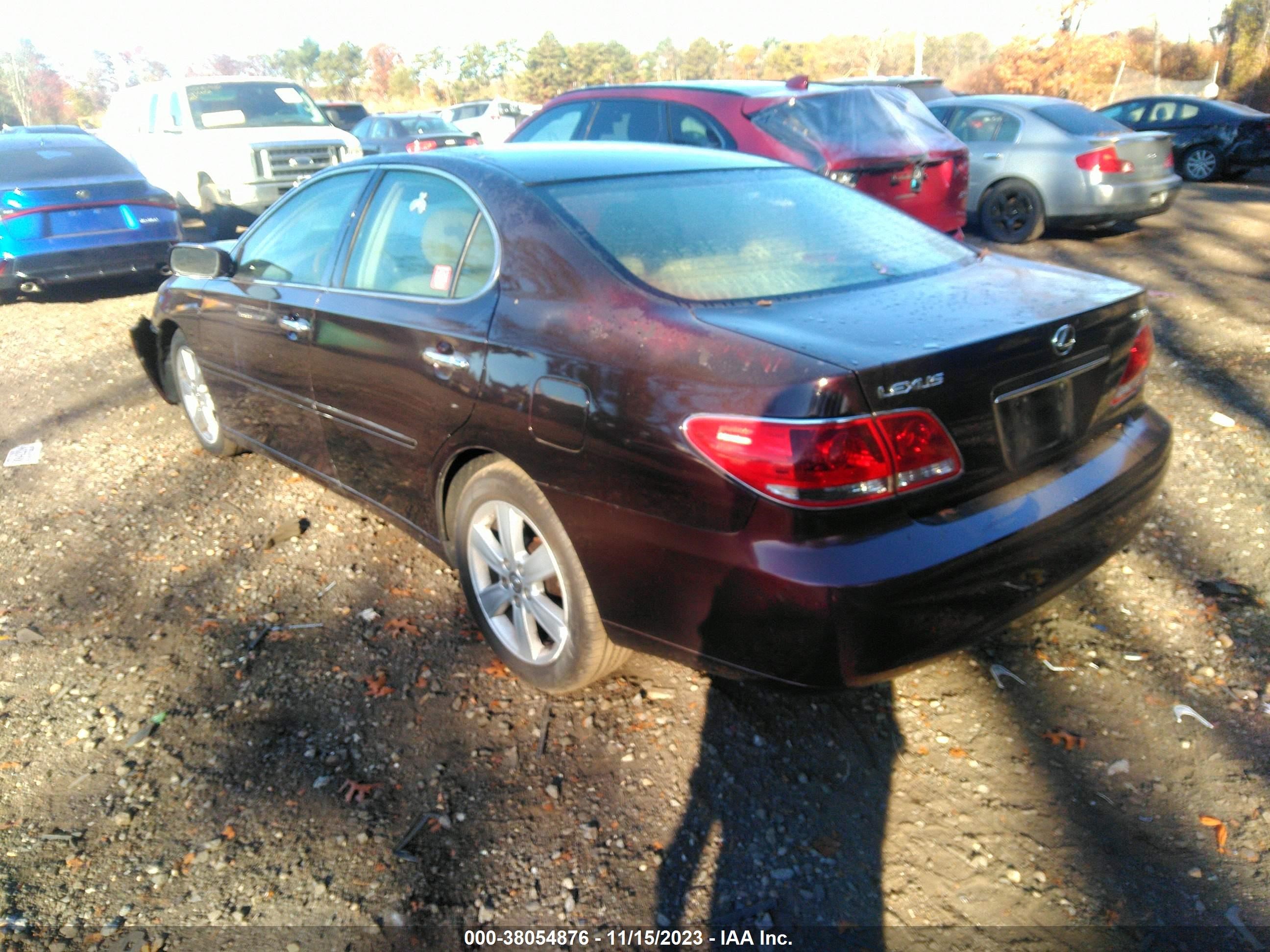 Photo 2 VIN: JTHBA30G055062575 - LEXUS ES 