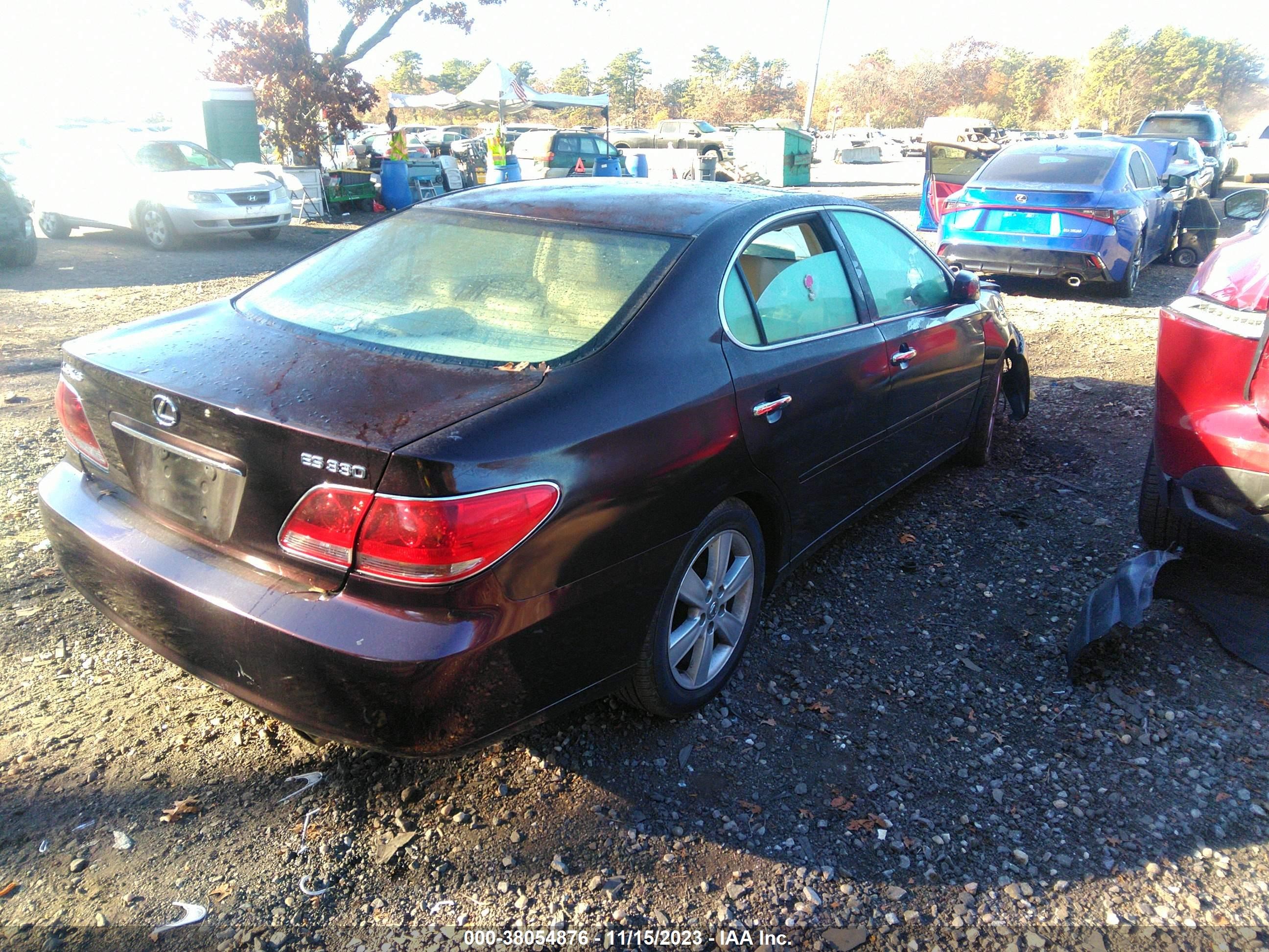 Photo 3 VIN: JTHBA30G055062575 - LEXUS ES 