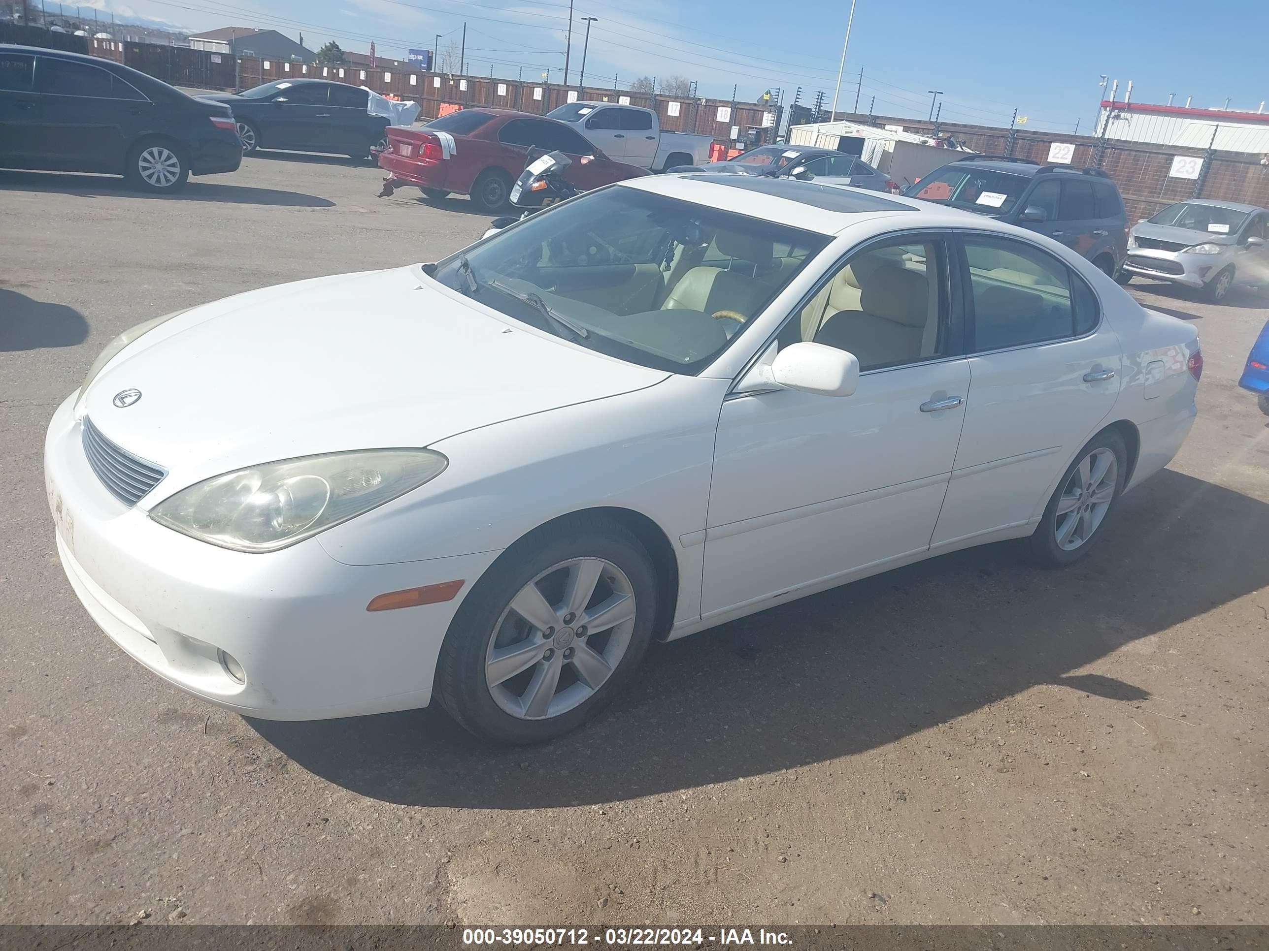 Photo 1 VIN: JTHBA30G055063175 - LEXUS ES 