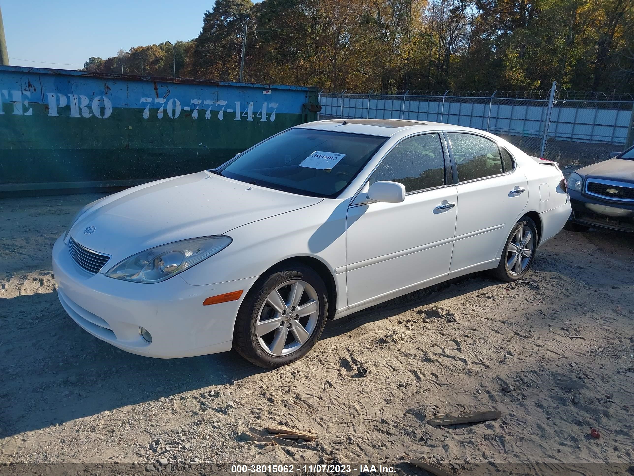 Photo 1 VIN: JTHBA30G055074046 - LEXUS ES 