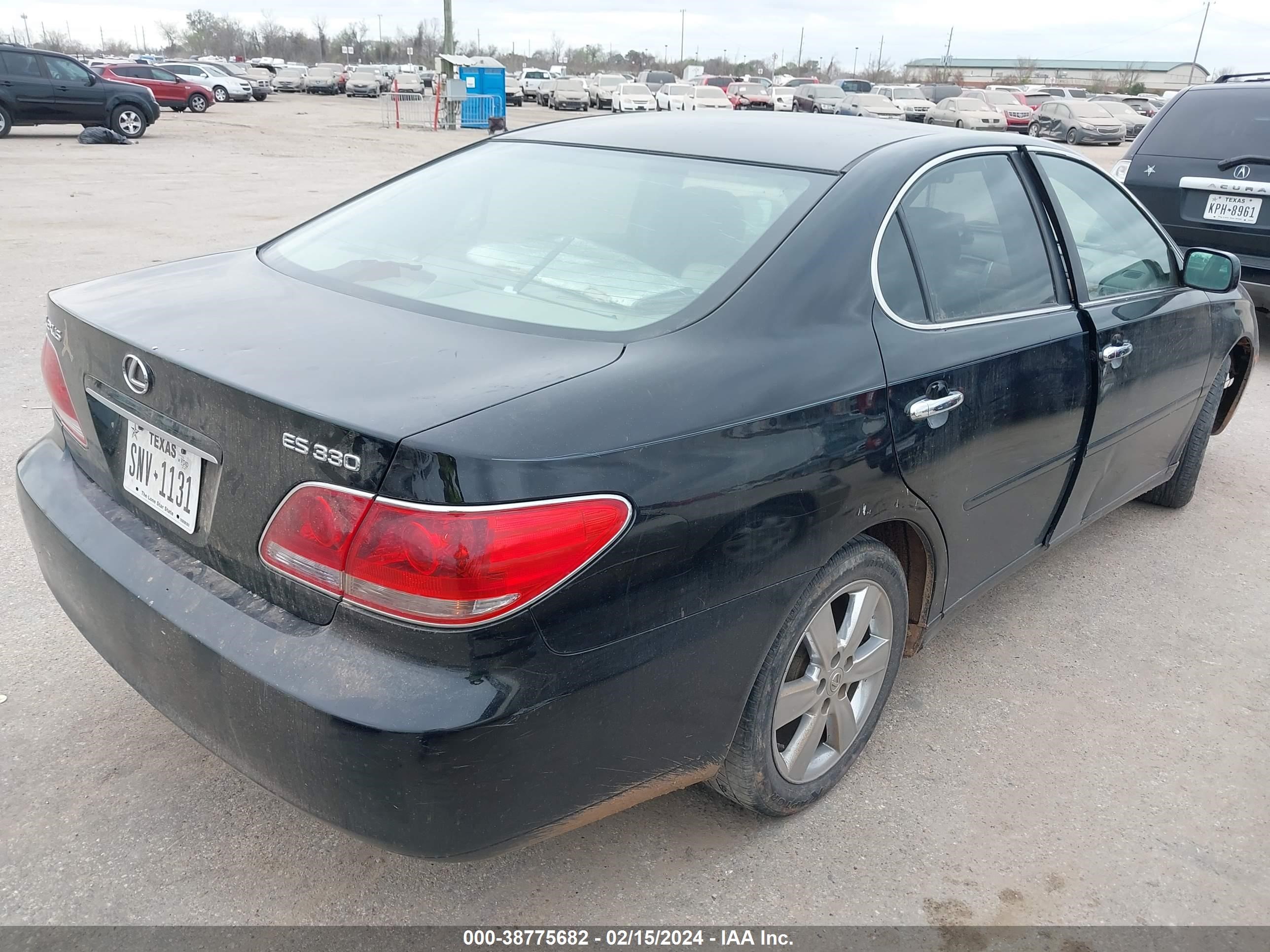 Photo 3 VIN: JTHBA30G065146414 - LEXUS ES 