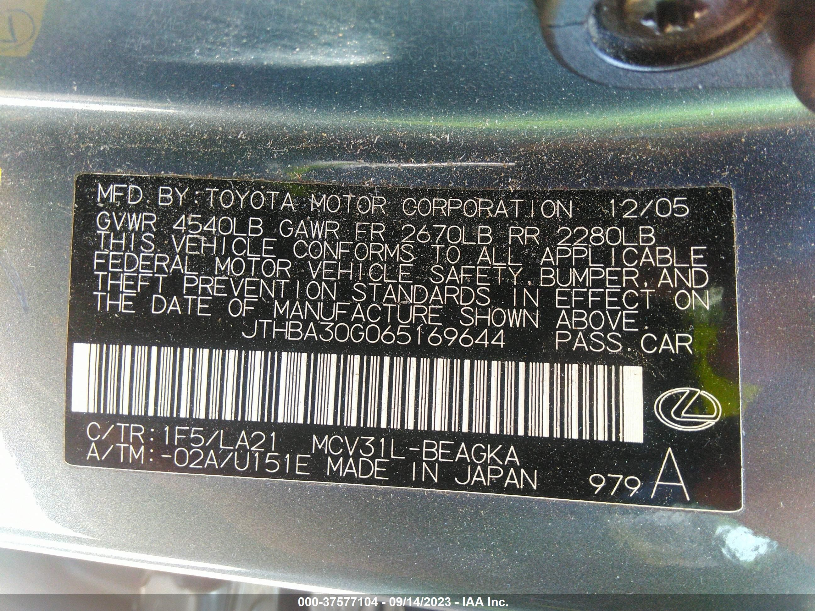 Photo 8 VIN: JTHBA30G065169644 - LEXUS ES 