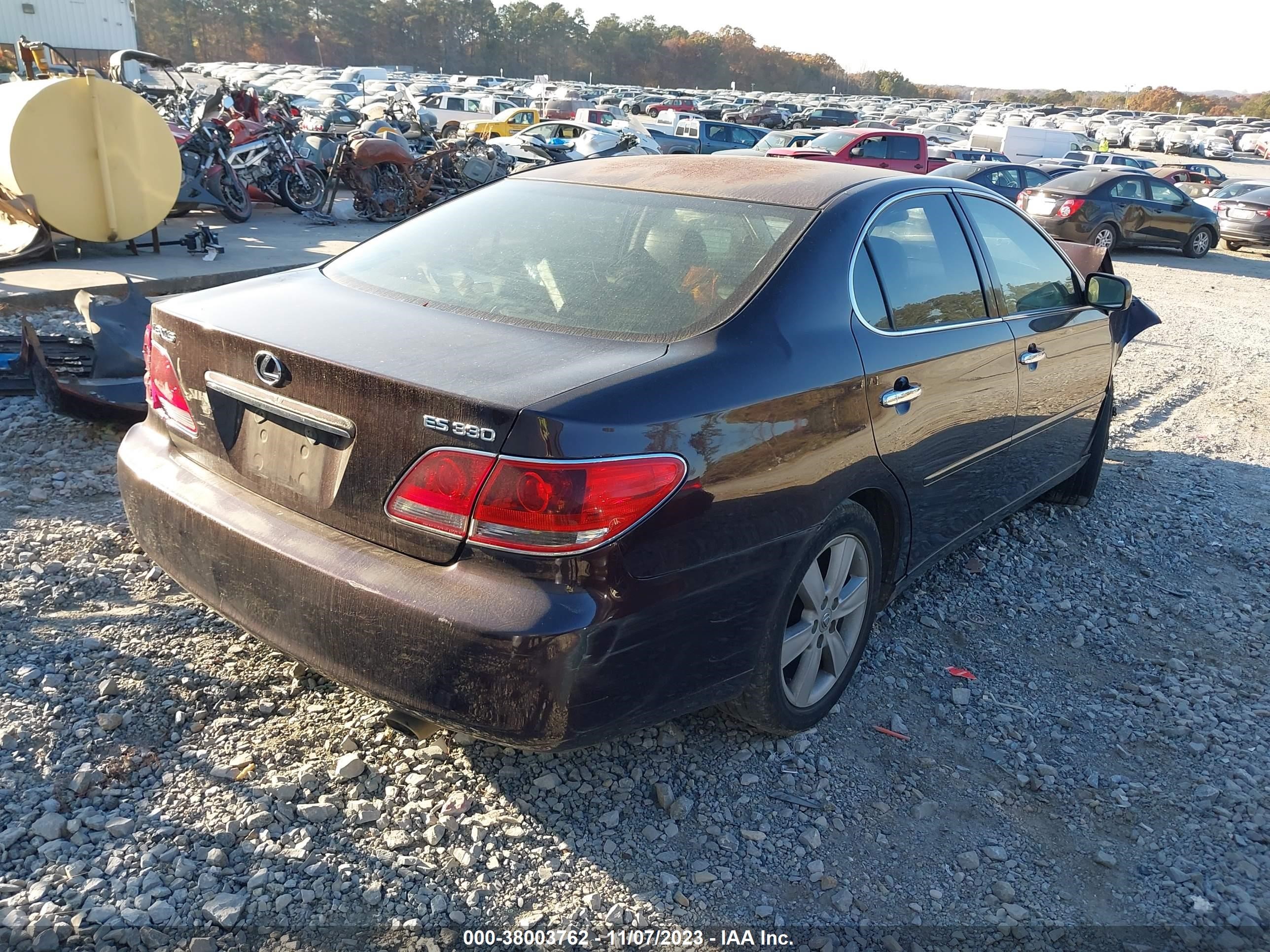 Photo 3 VIN: JTHBA30G065171233 - LEXUS ES 