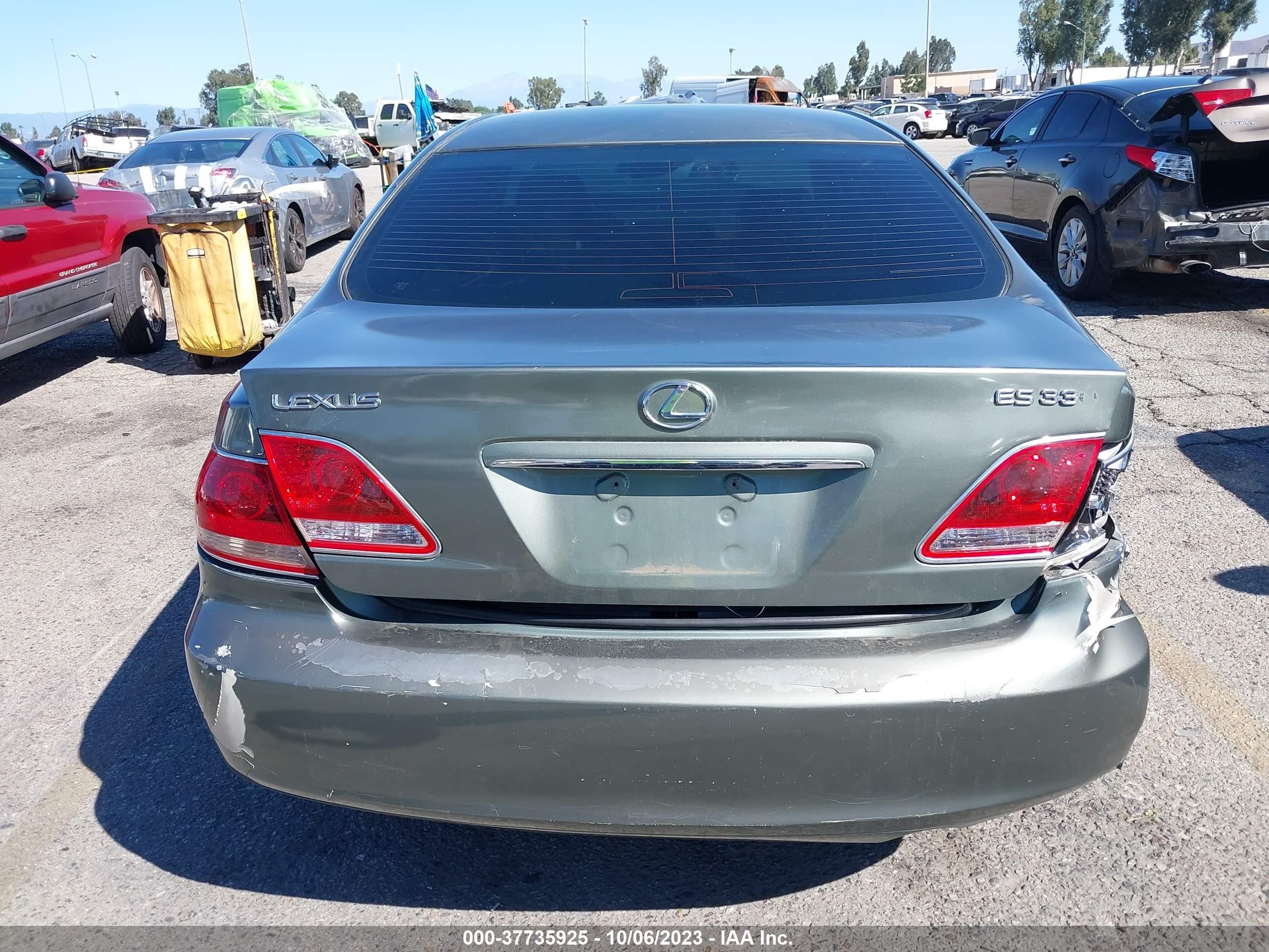 Photo 16 VIN: JTHBA30G155107863 - LEXUS ES 