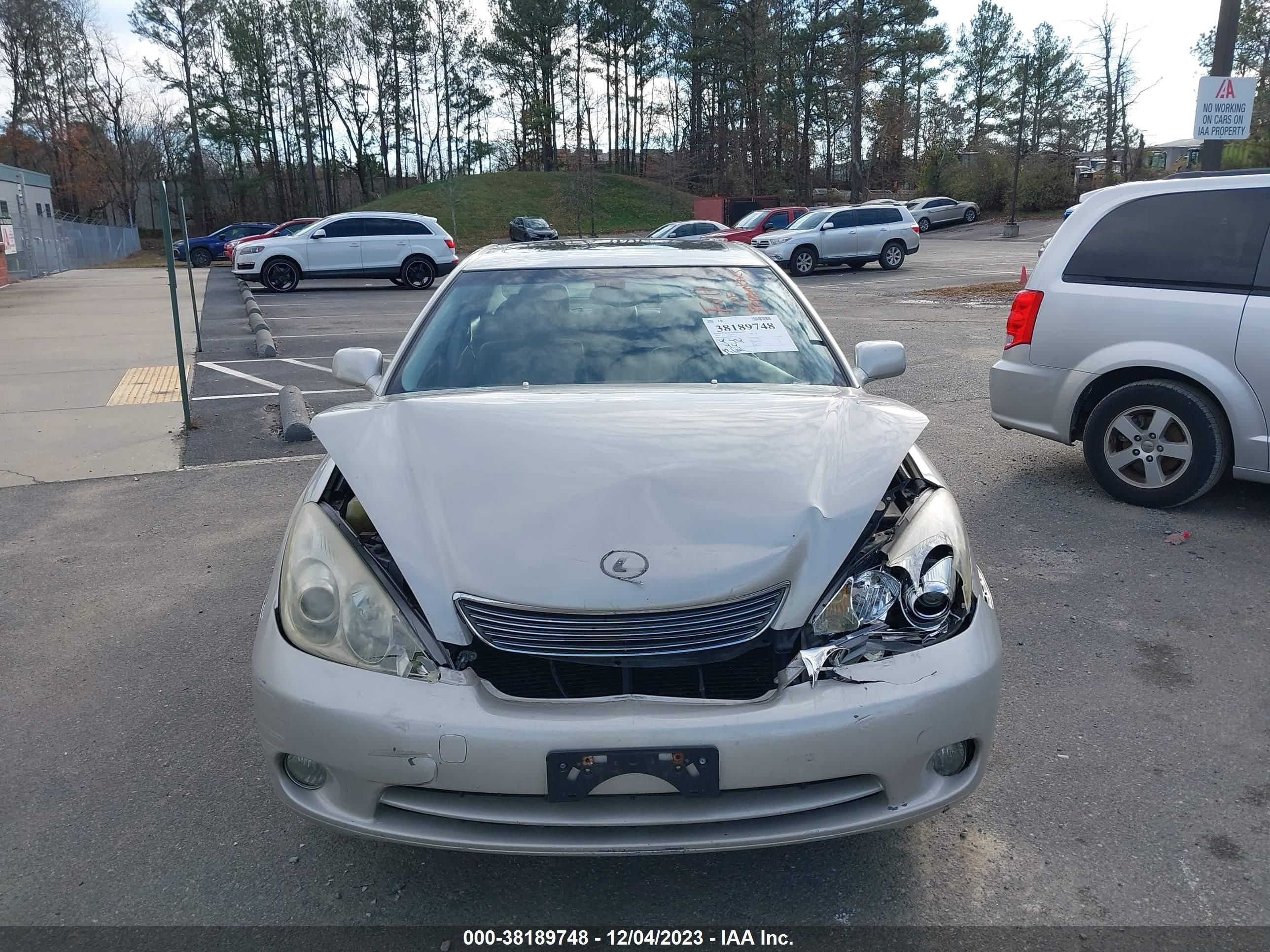 Photo 11 VIN: JTHBA30G165155543 - LEXUS ES 