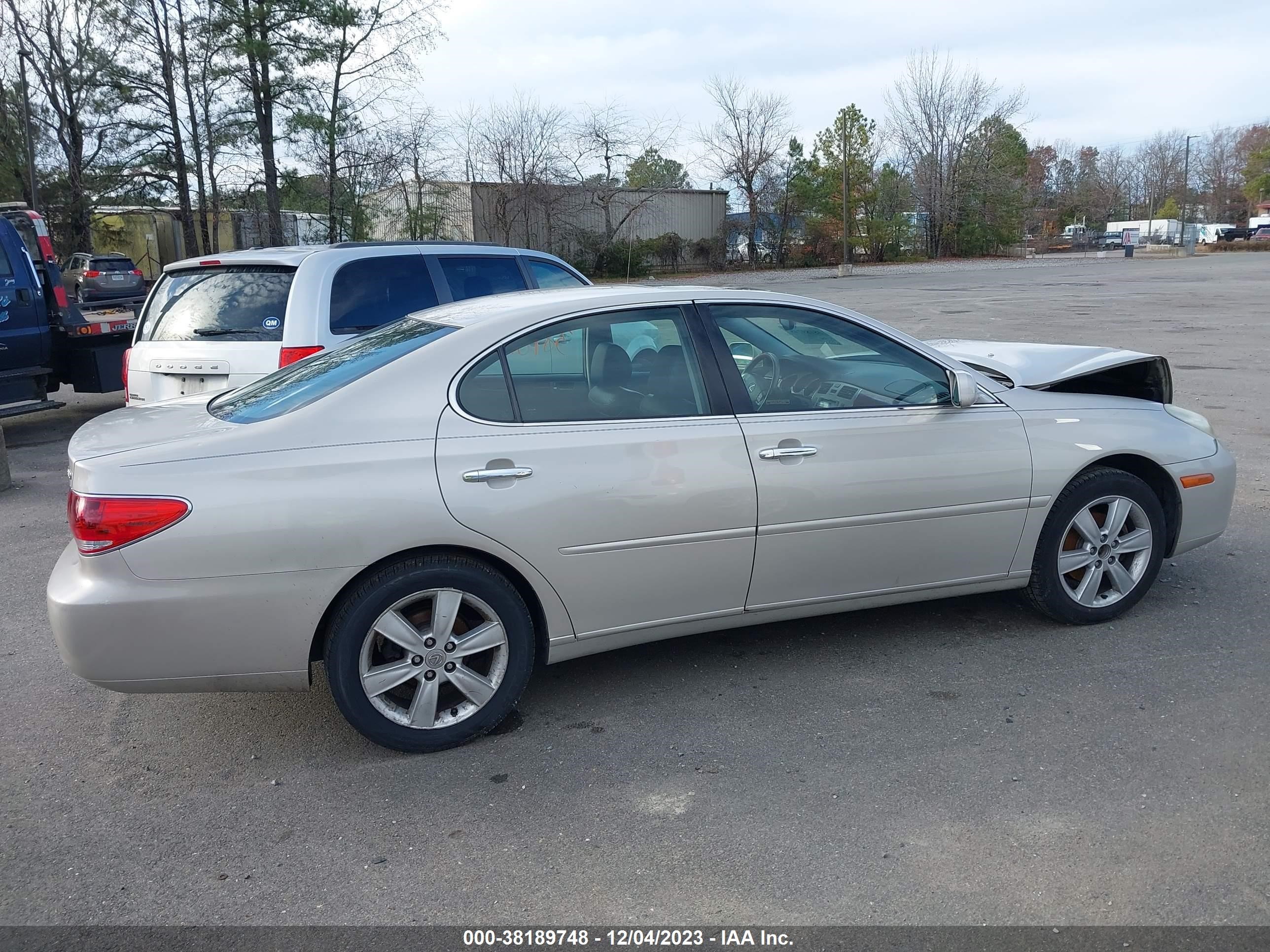 Photo 12 VIN: JTHBA30G165155543 - LEXUS ES 