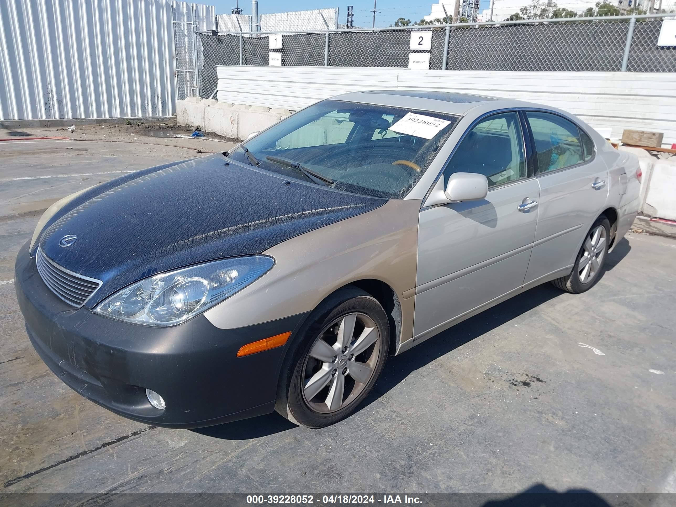 Photo 5 VIN: JTHBA30G165161097 - LEXUS ES 