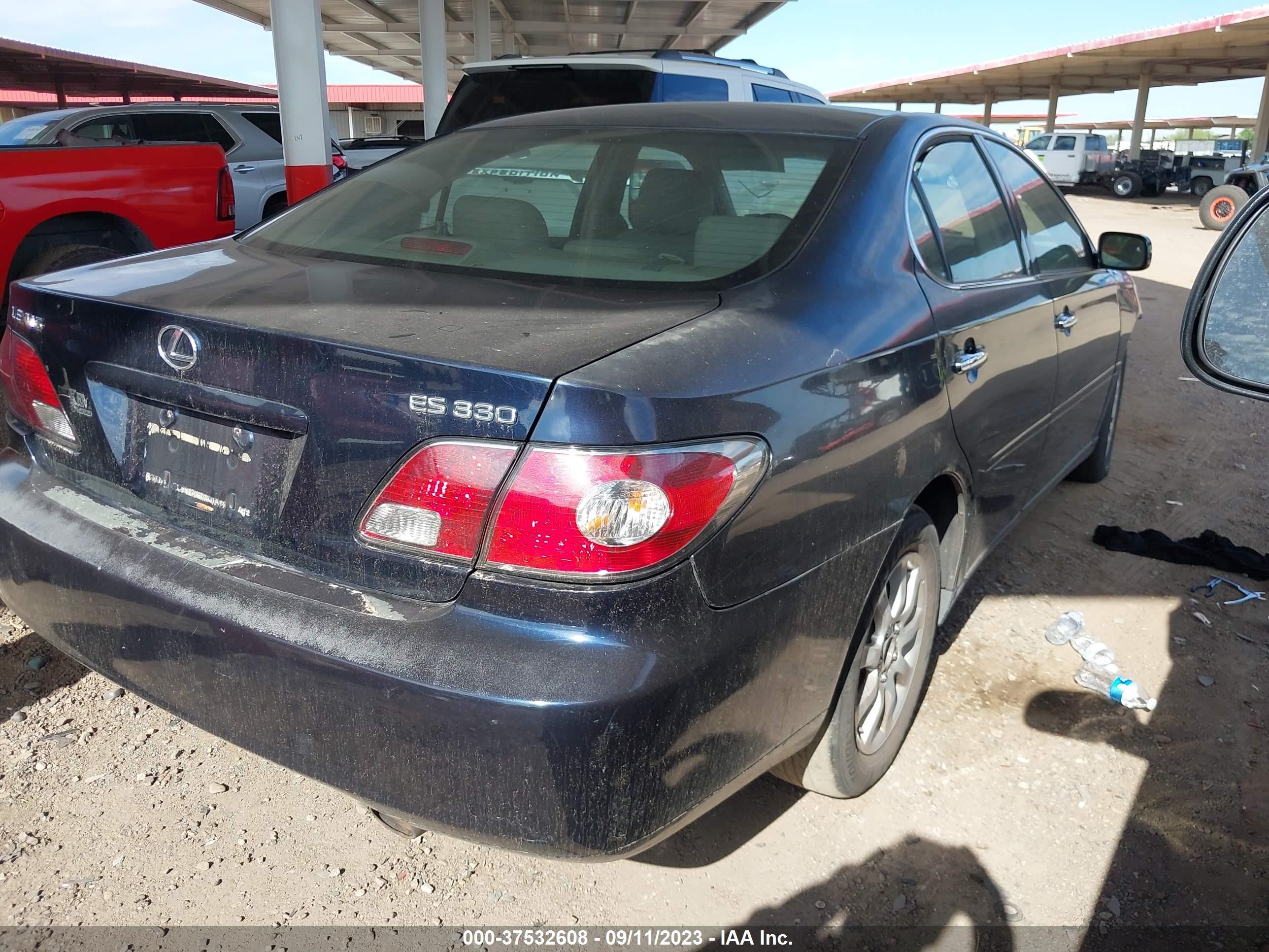 Photo 3 VIN: JTHBA30G245012825 - LEXUS ES 