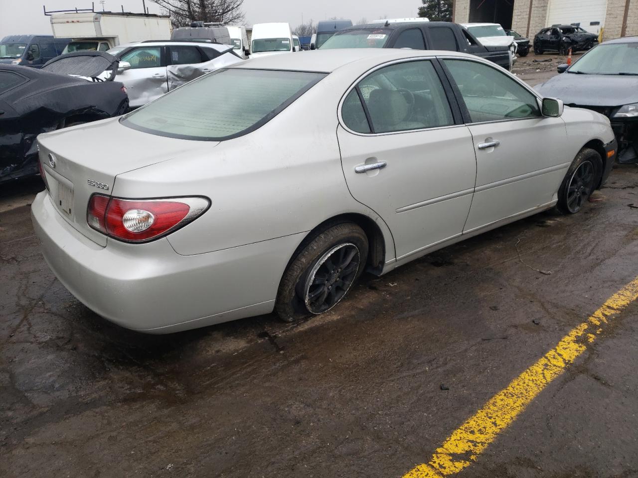 Photo 2 VIN: JTHBA30G245022433 - LEXUS ES 