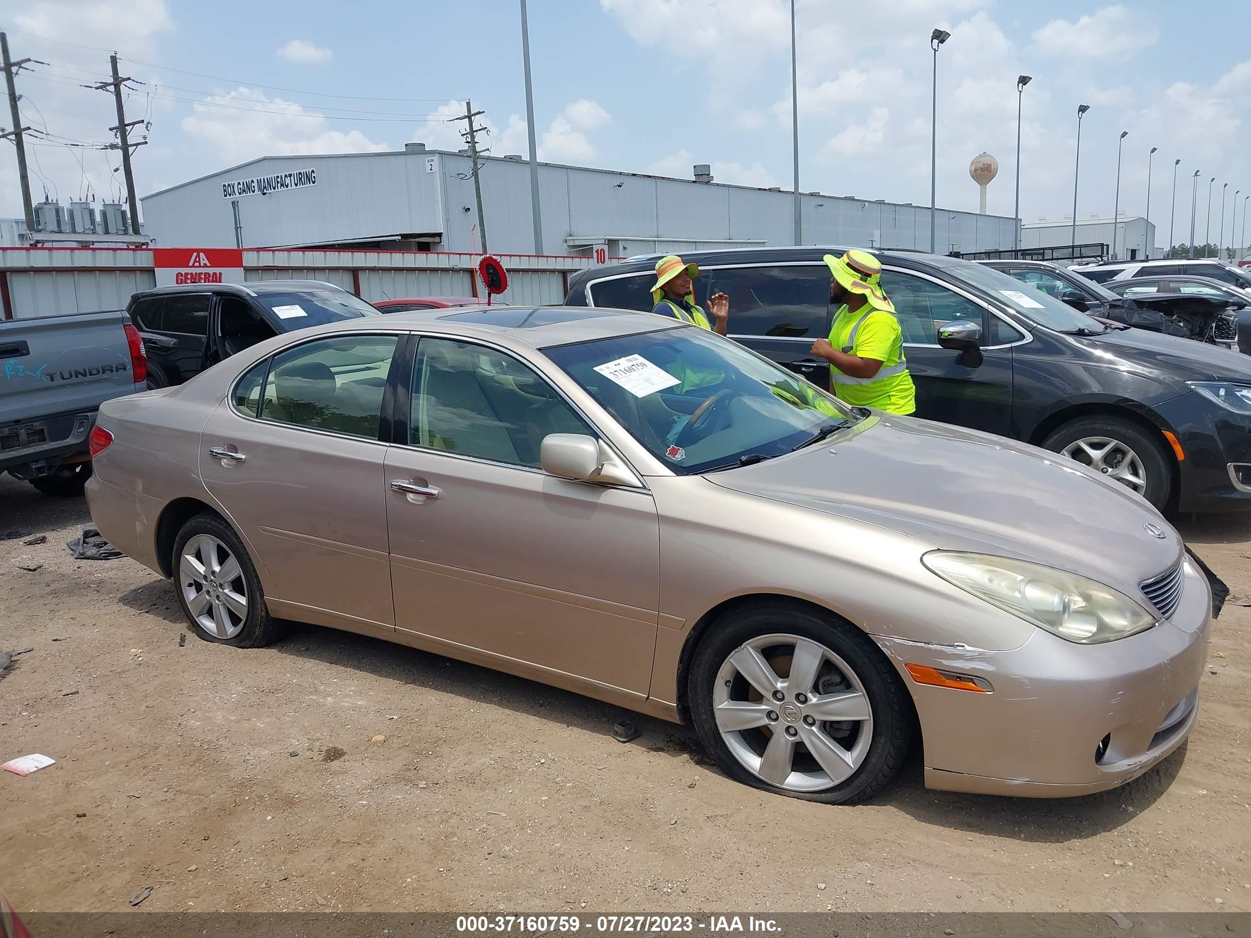 Photo 12 VIN: JTHBA30G255079572 - LEXUS ES 