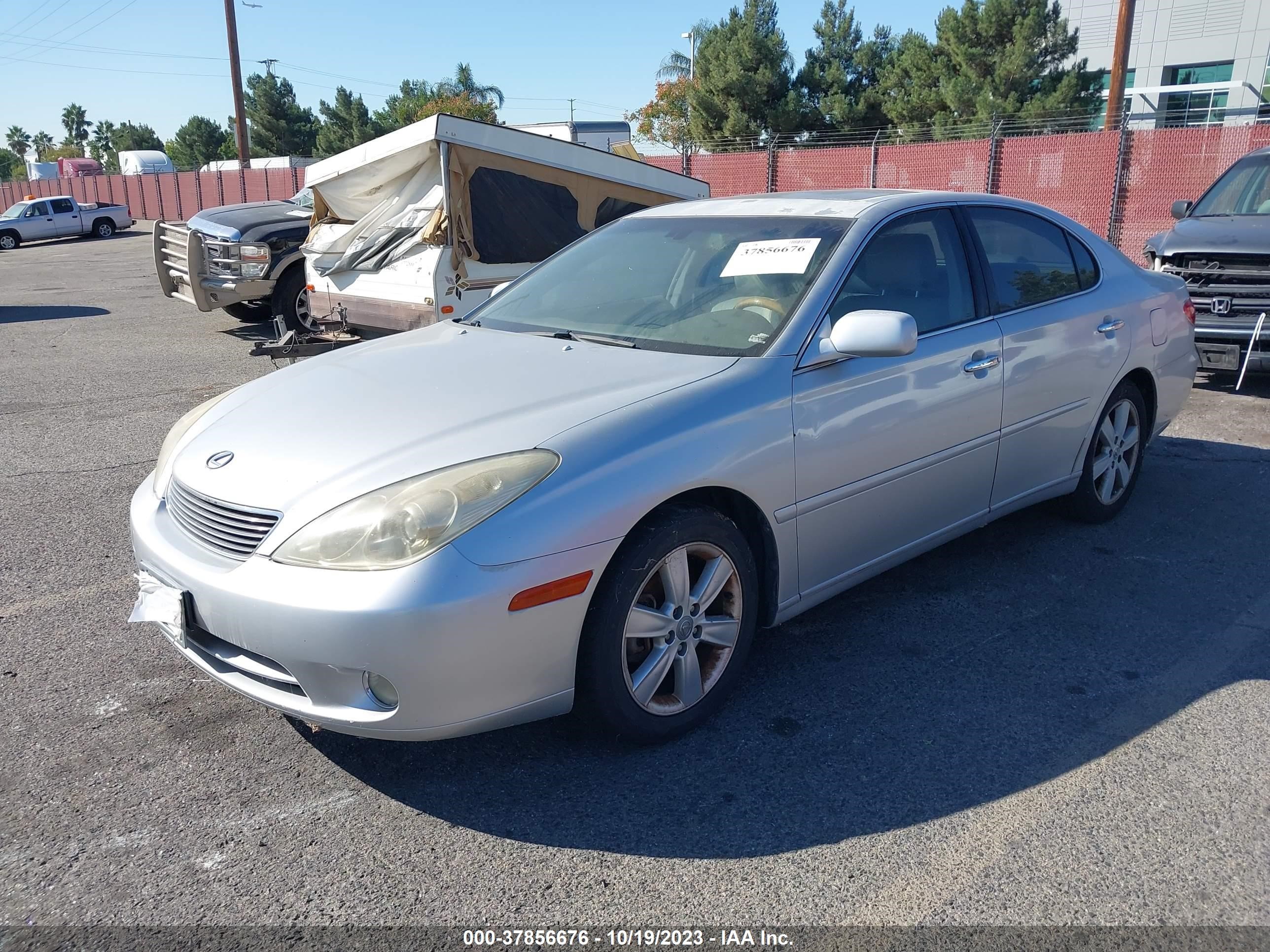 Photo 1 VIN: JTHBA30G255089258 - LEXUS ES 