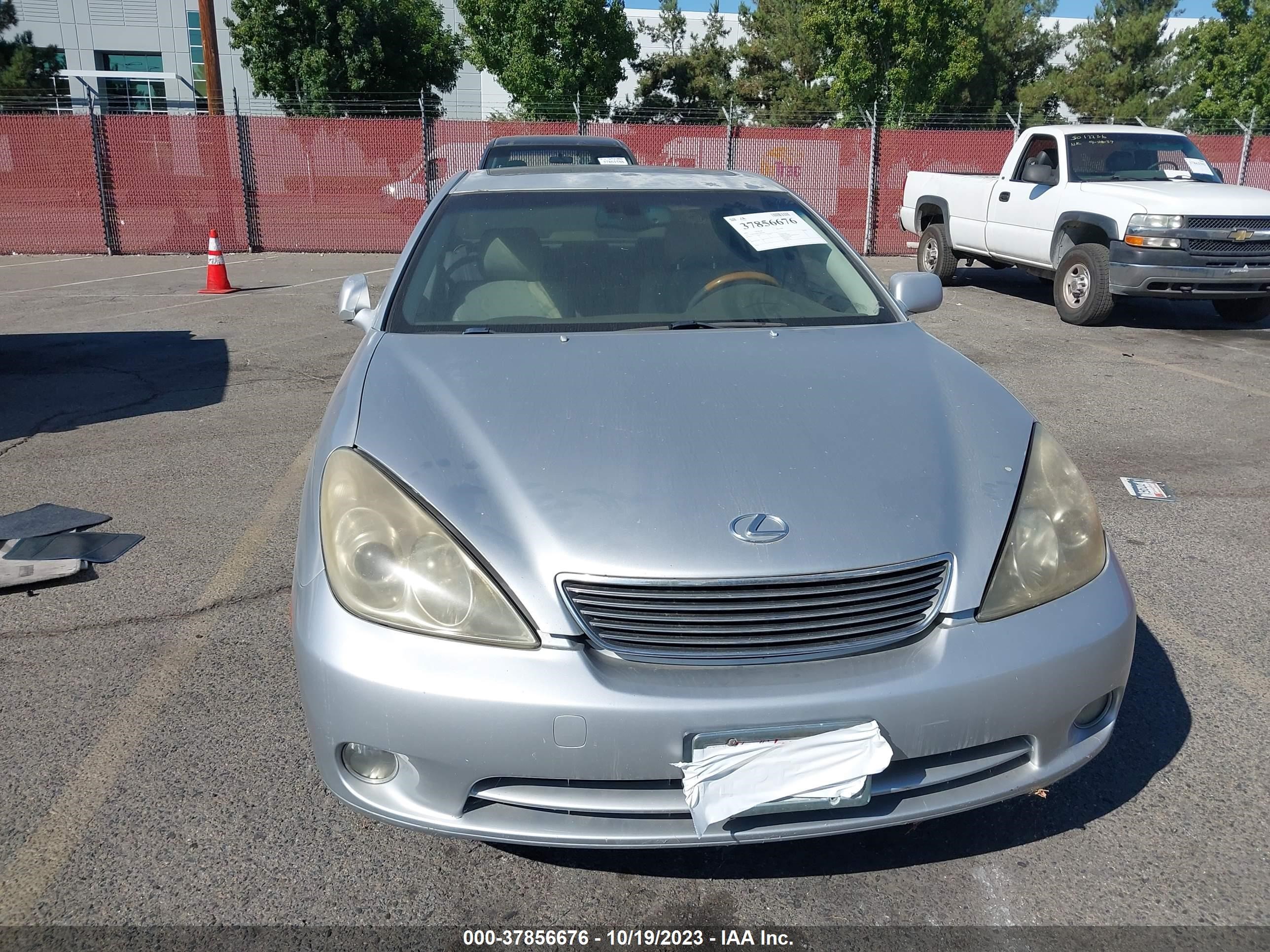 Photo 5 VIN: JTHBA30G255089258 - LEXUS ES 