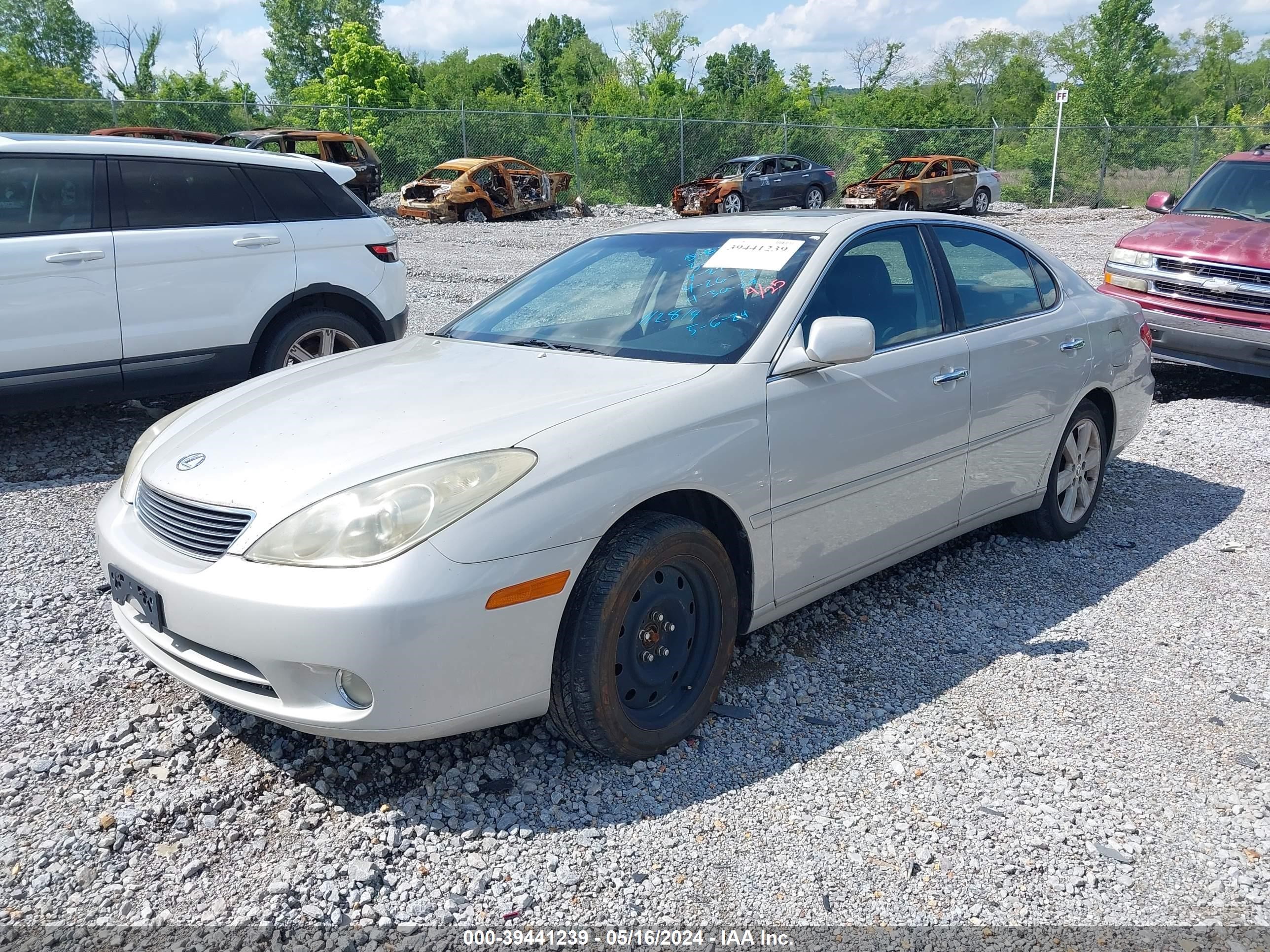 Photo 1 VIN: JTHBA30G255112814 - LEXUS ES 