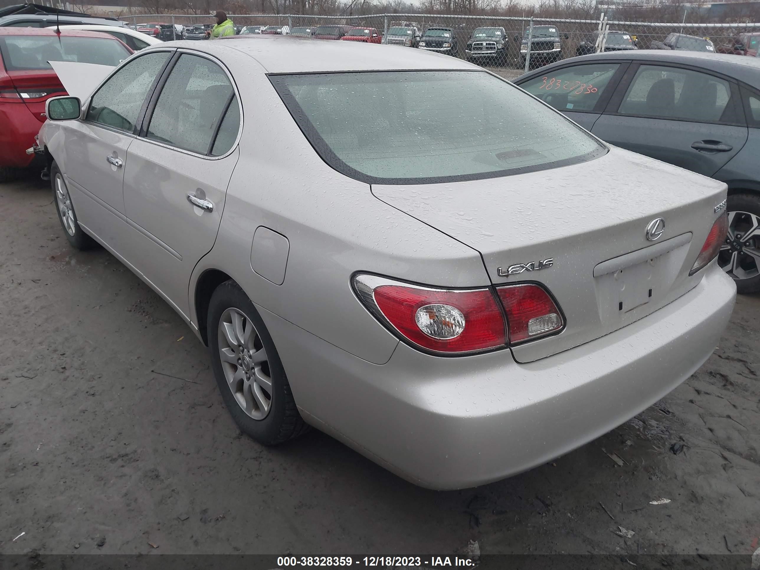 Photo 2 VIN: JTHBA30G340022437 - LEXUS ES 