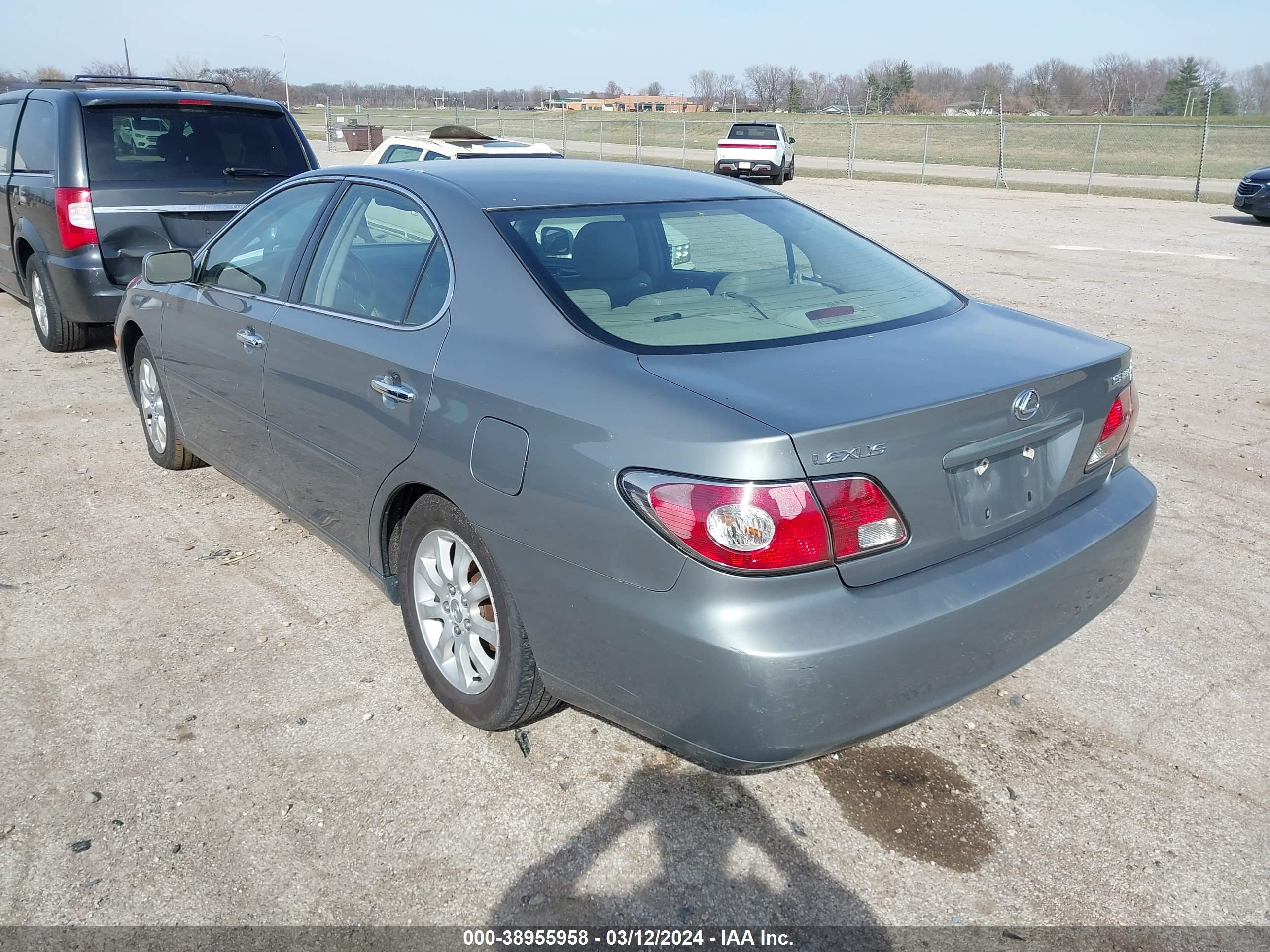 Photo 2 VIN: JTHBA30G345006600 - LEXUS ES 