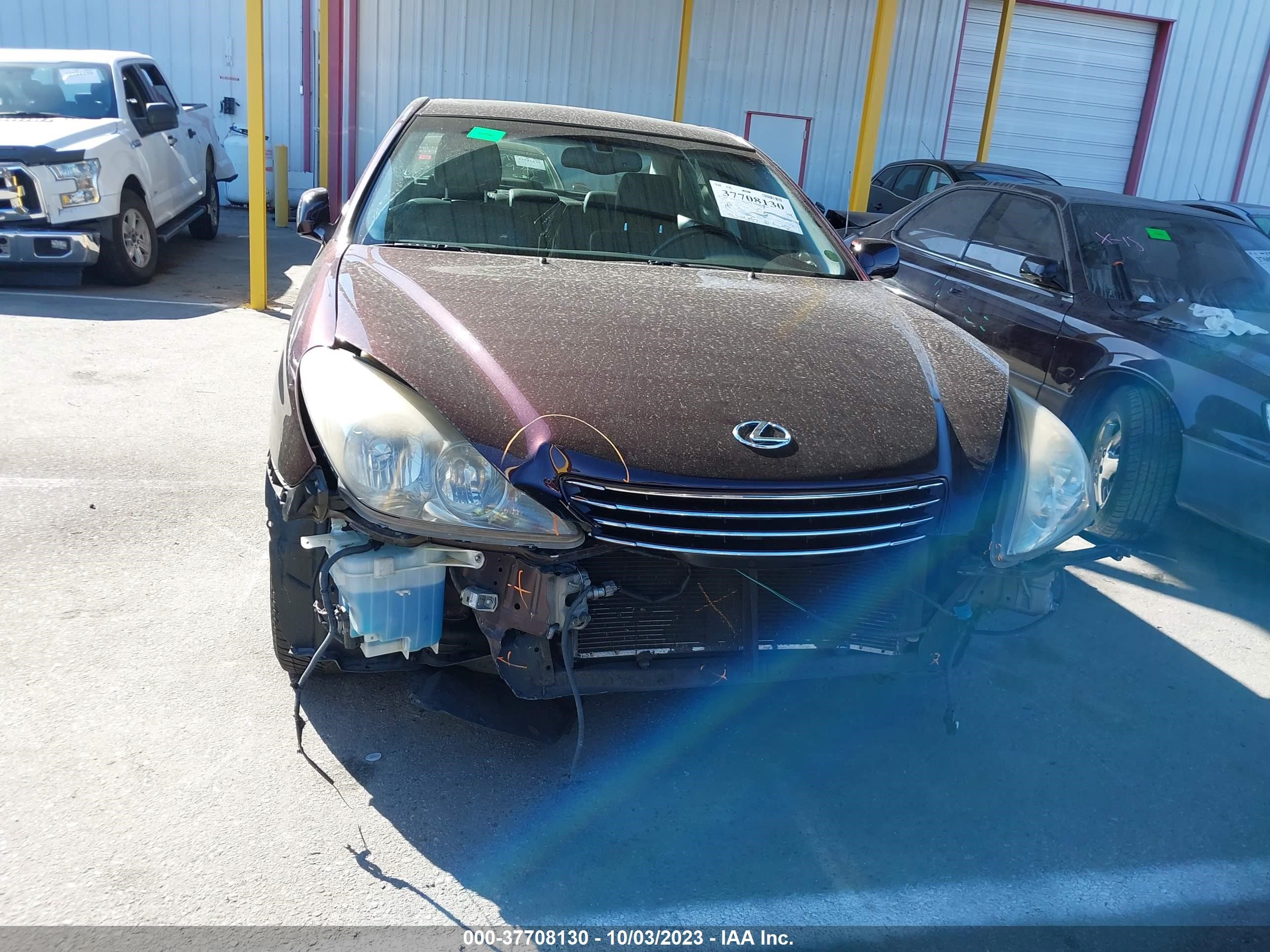 Photo 5 VIN: JTHBA30G345007116 - LEXUS ES 