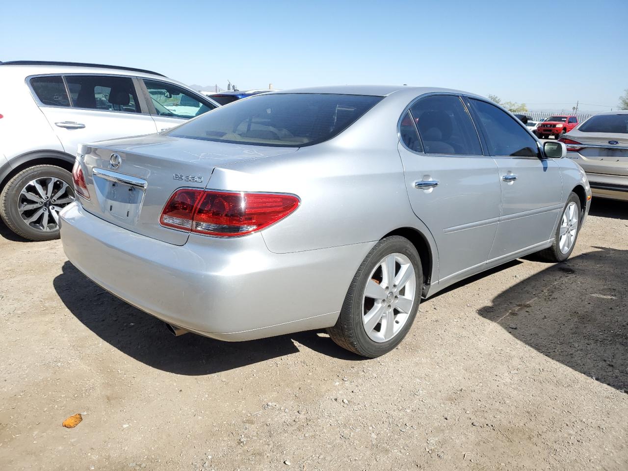 Photo 2 VIN: JTHBA30G355085896 - LEXUS ES 