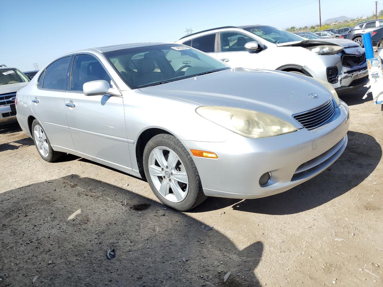 Photo 3 VIN: JTHBA30G355085896 - LEXUS ES 