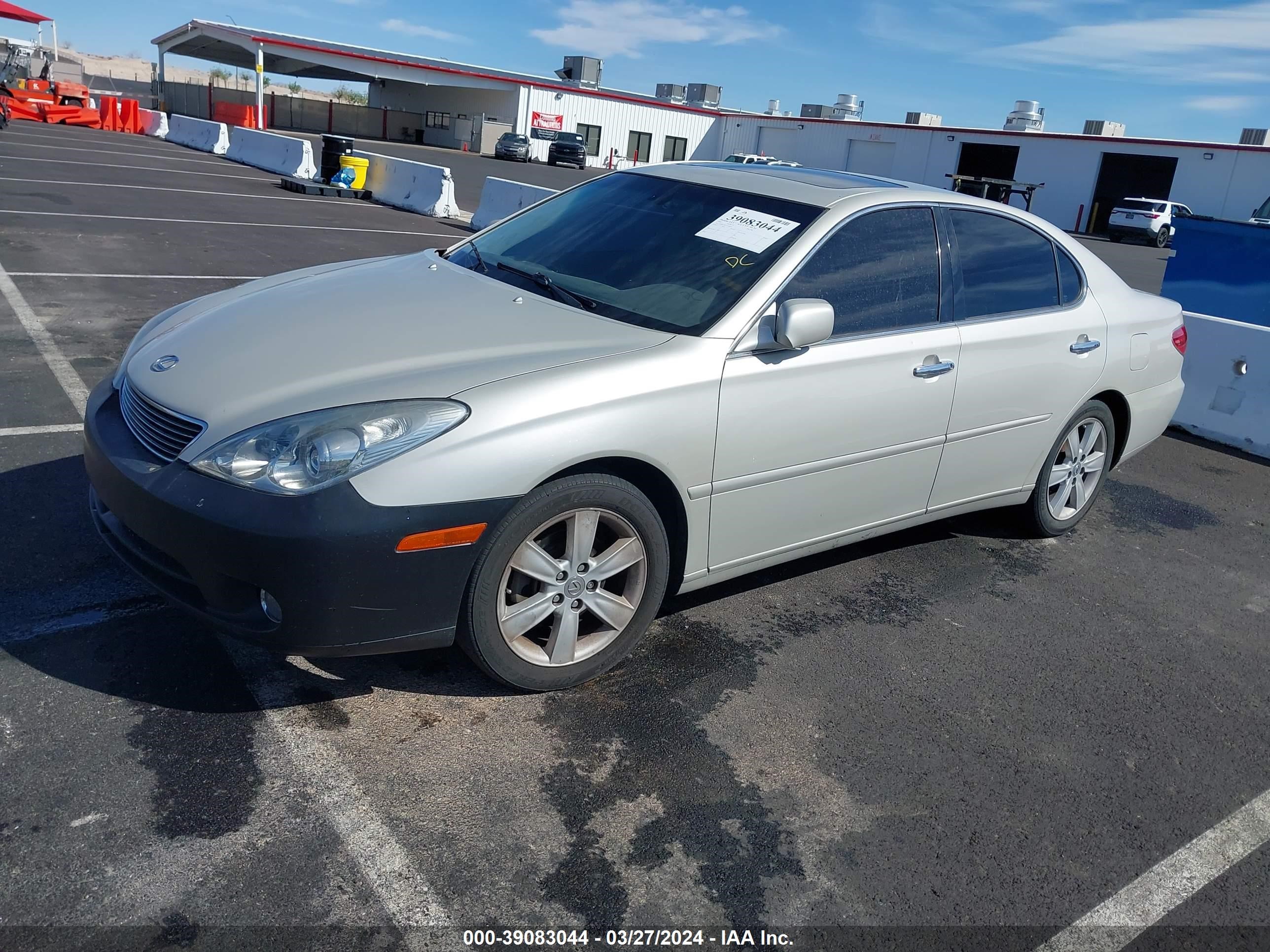 Photo 1 VIN: JTHBA30G355108125 - LEXUS ES 