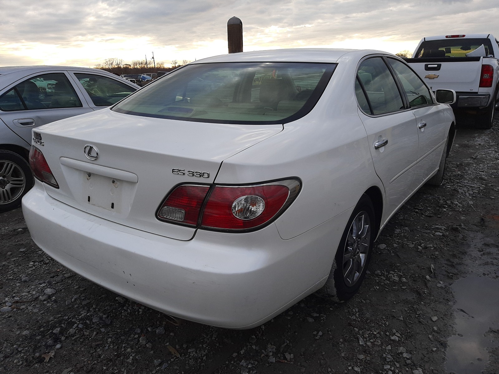 Photo 3 VIN: JTHBA30G445030176 - LEXUS ES 330 