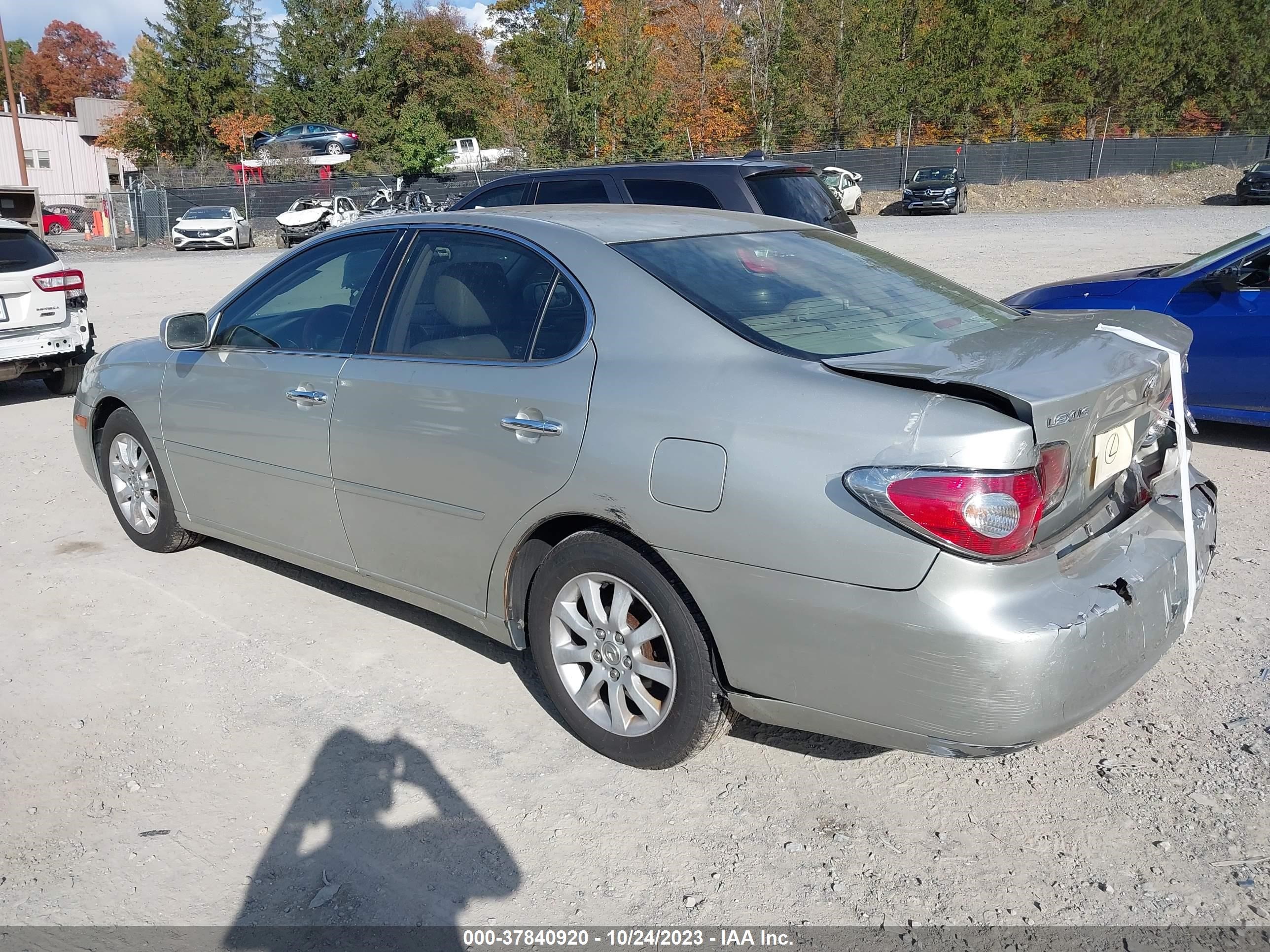 Photo 2 VIN: JTHBA30G445031487 - LEXUS ES 