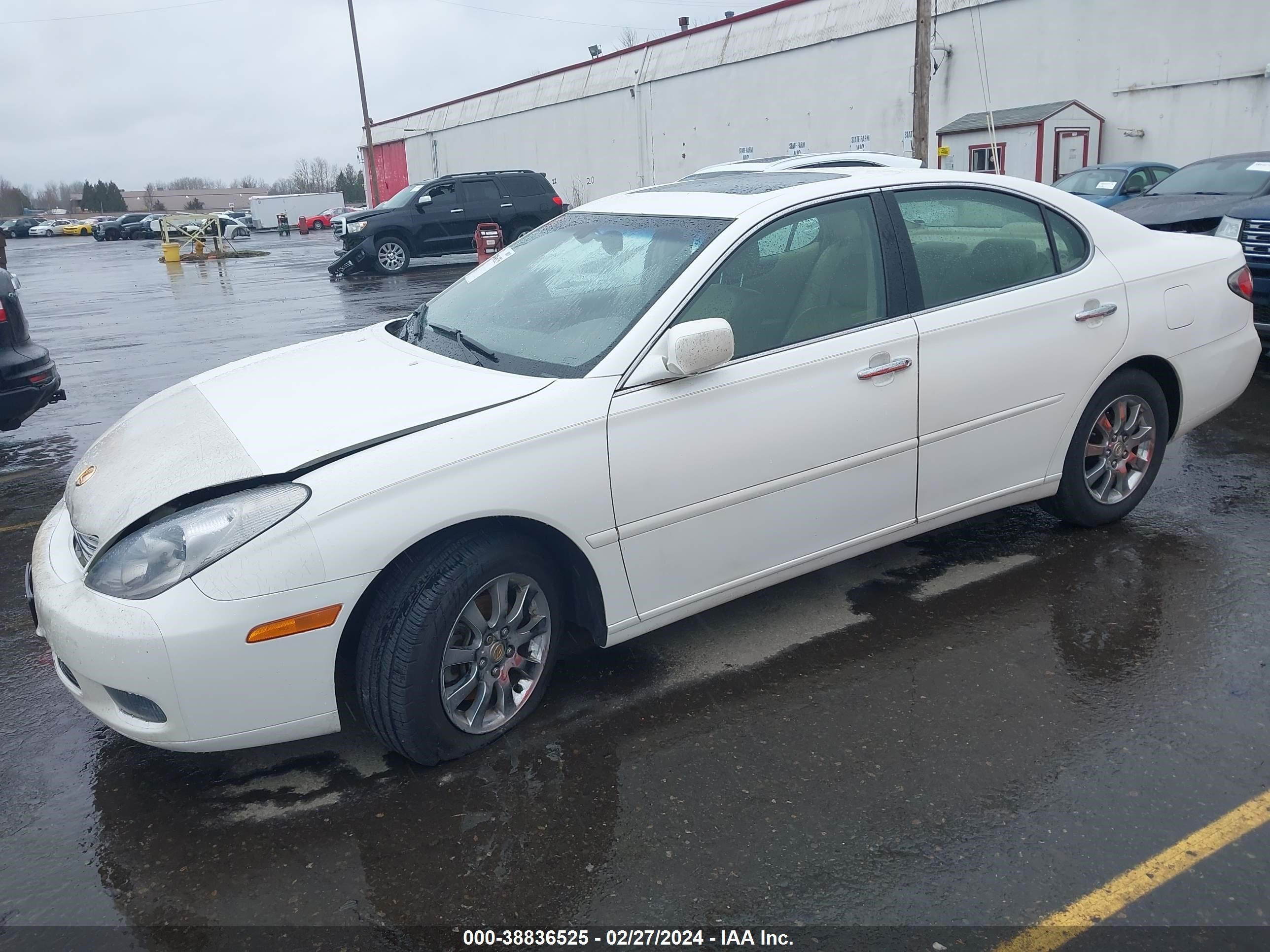 Photo 1 VIN: JTHBA30G445032431 - LEXUS ES 