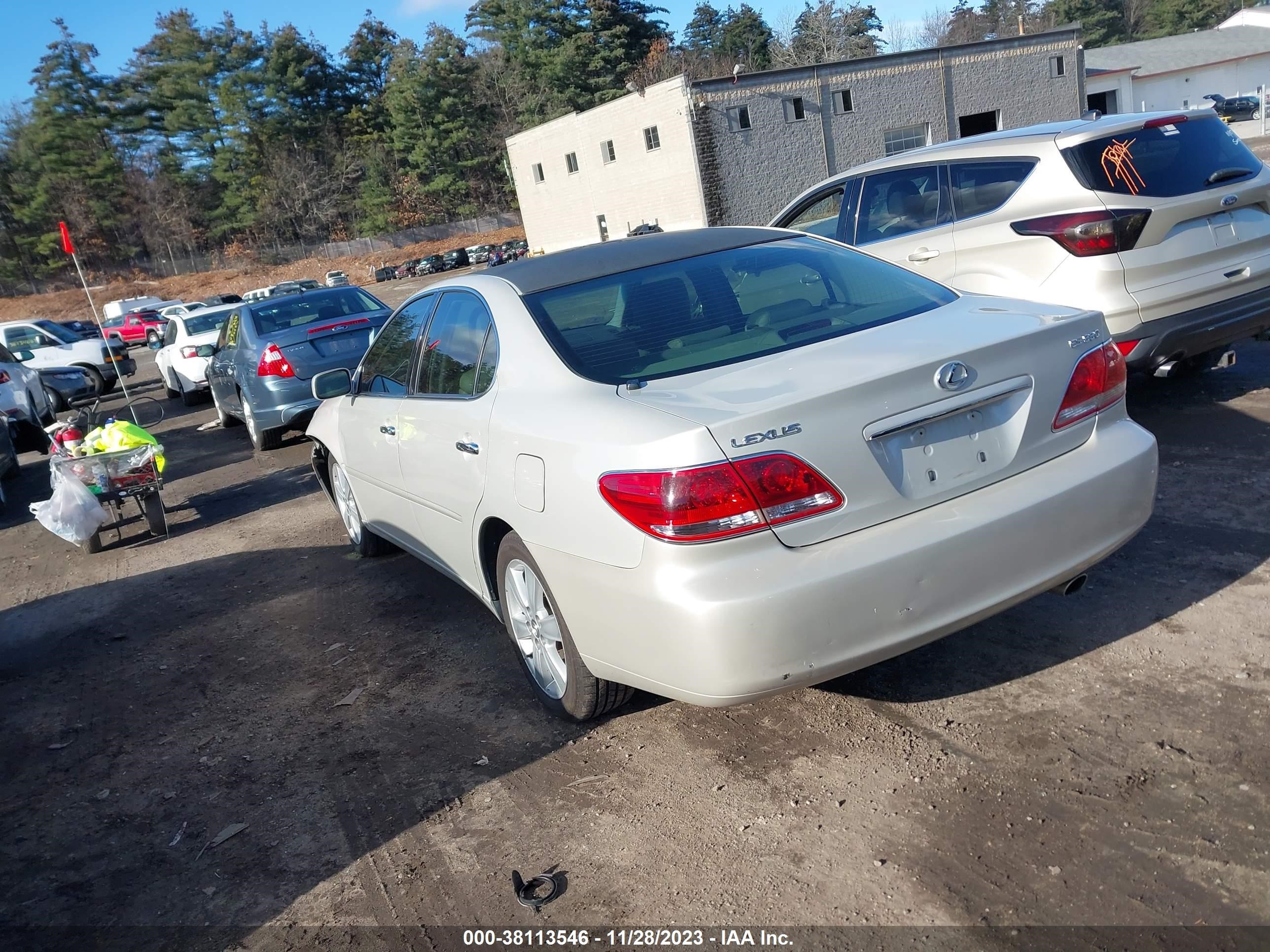 Photo 2 VIN: JTHBA30G455087978 - LEXUS ES 