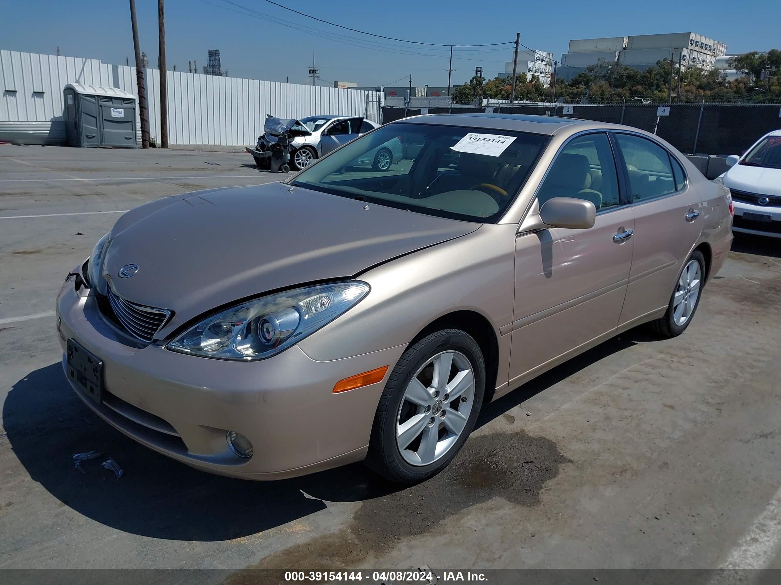 Photo 1 VIN: JTHBA30G455100759 - LEXUS ES 