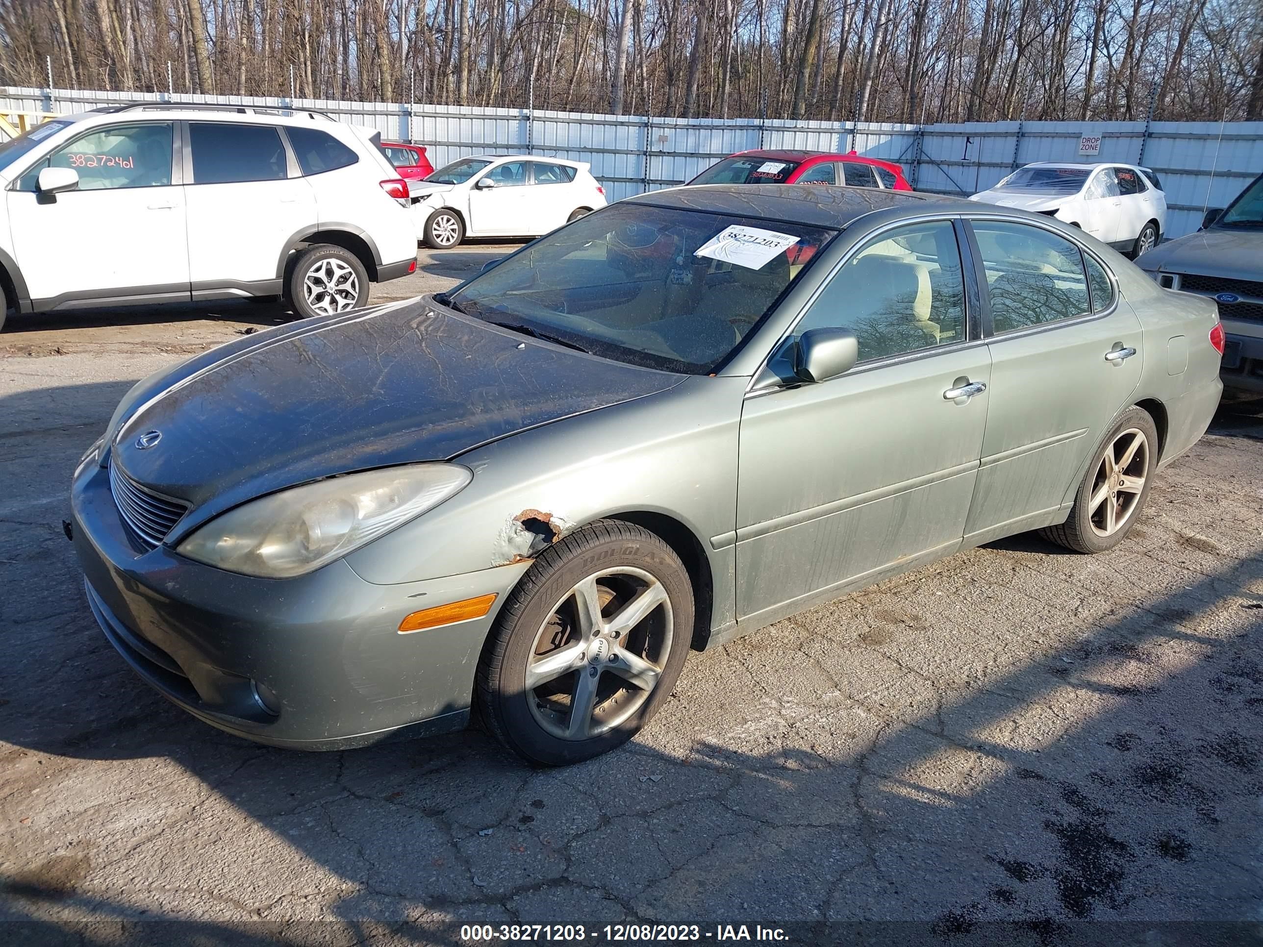 Photo 1 VIN: JTHBA30G455114676 - LEXUS ES 