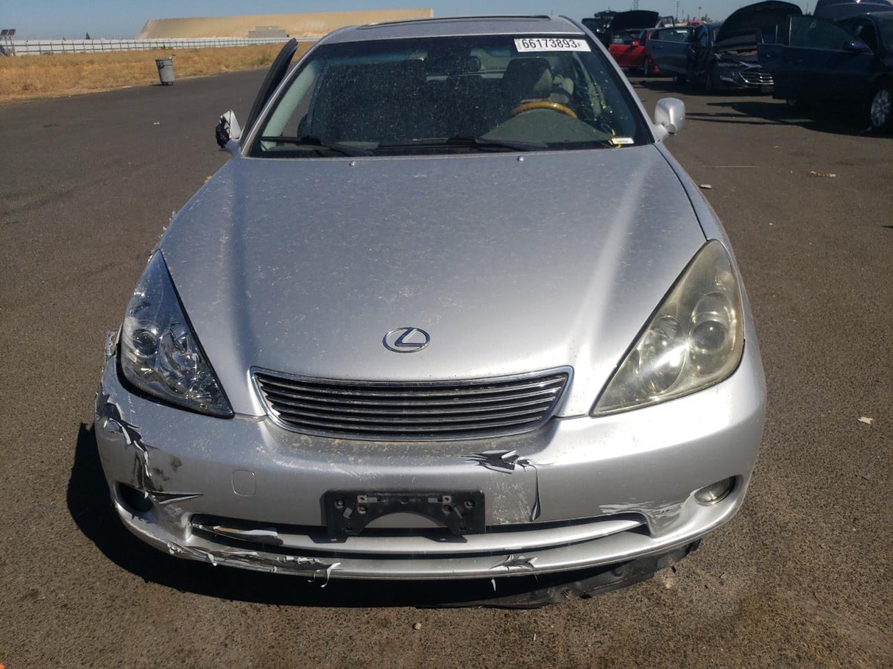 Photo 4 VIN: JTHBA30G455141800 - LEXUS ES 