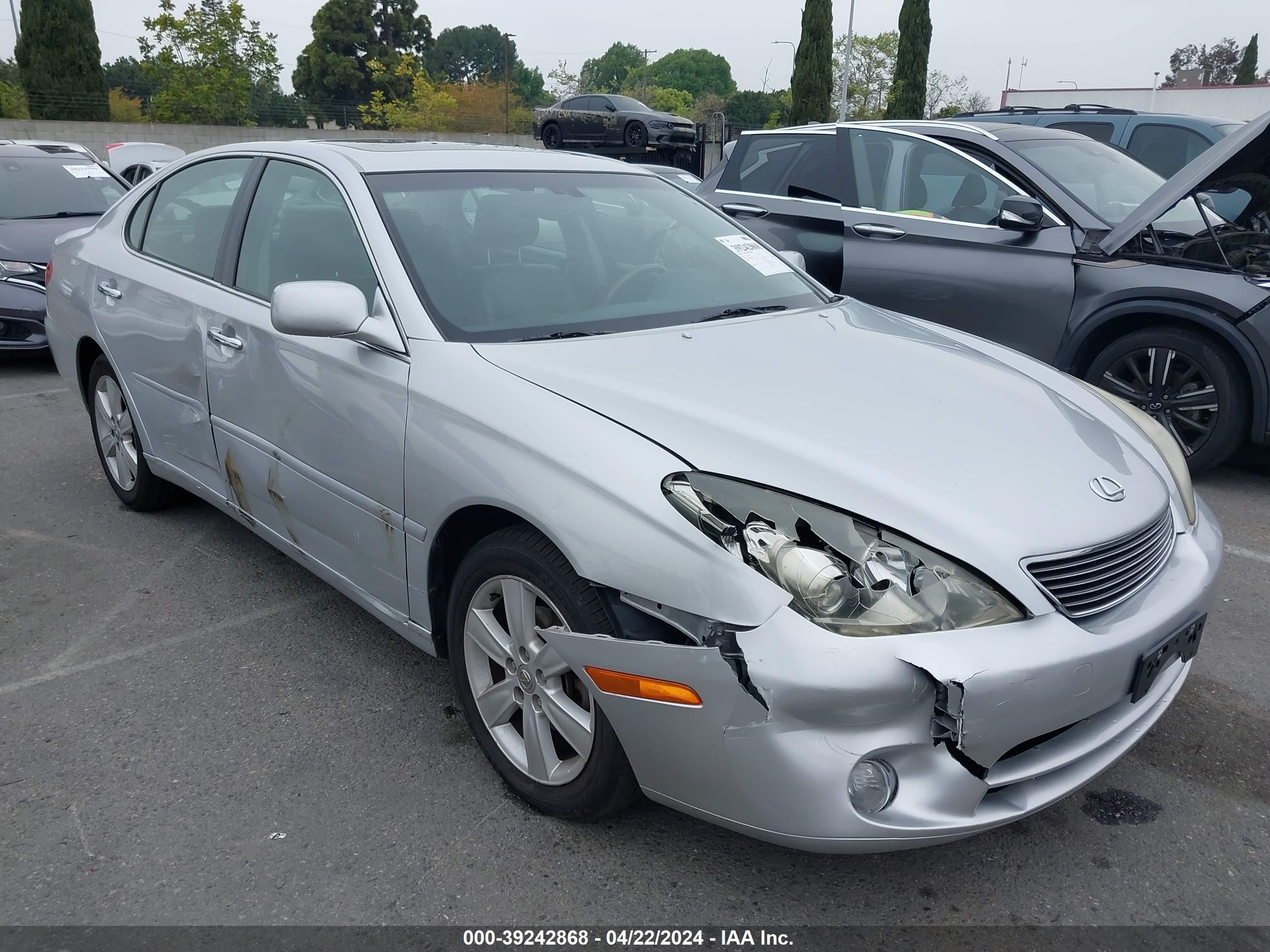 Photo 5 VIN: JTHBA30G465162616 - LEXUS ES 