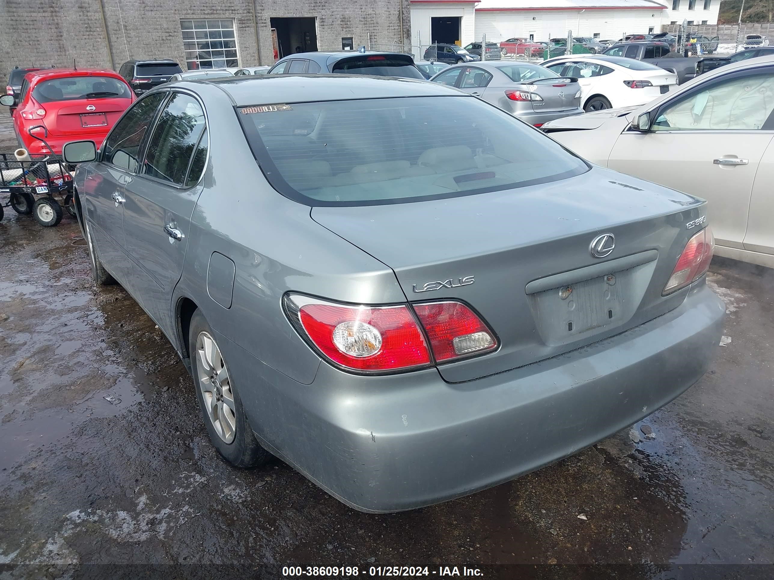 Photo 2 VIN: JTHBA30G545029473 - LEXUS ES 