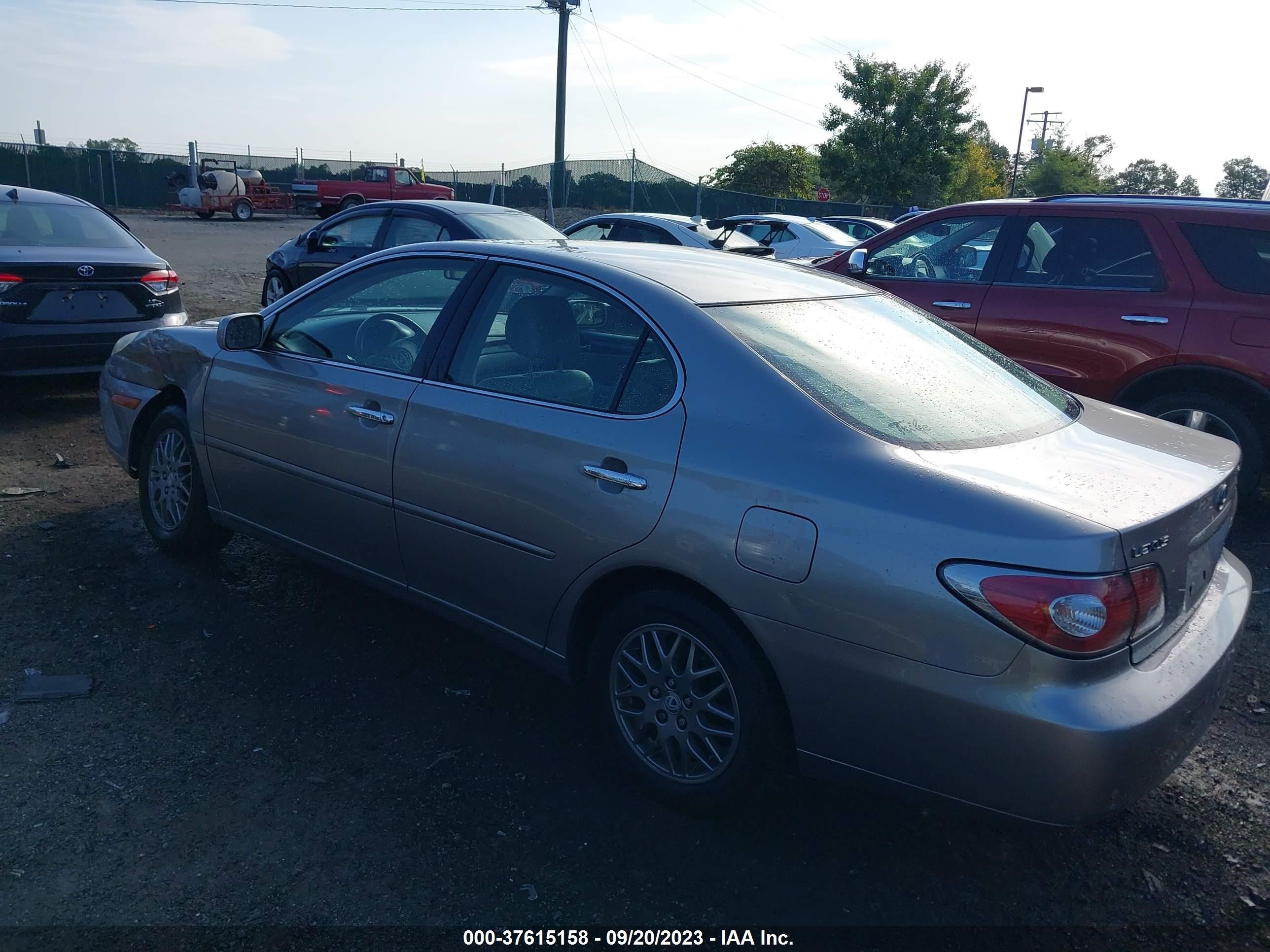 Photo 2 VIN: JTHBA30G545032907 - LEXUS ES 