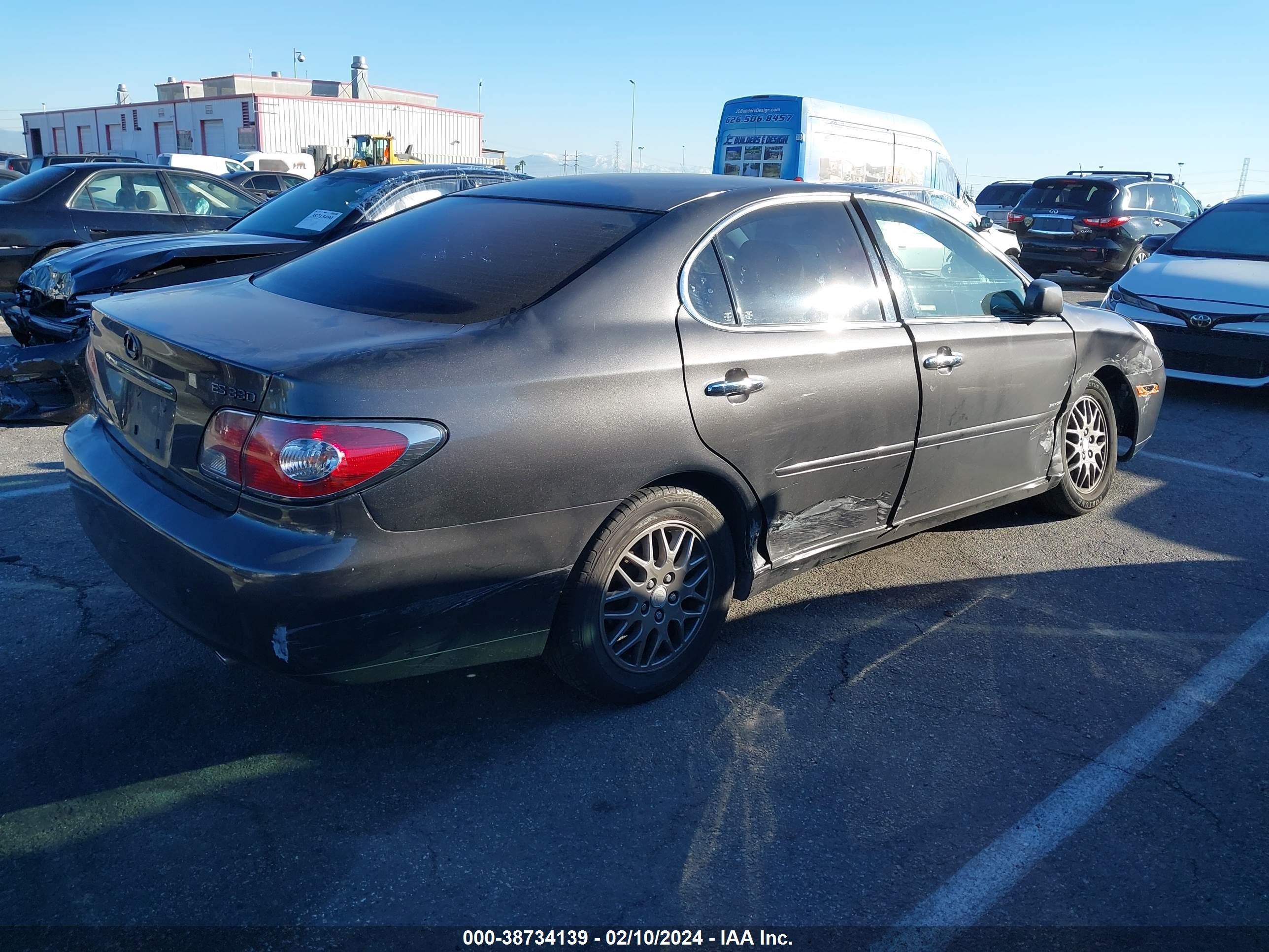 Photo 3 VIN: JTHBA30G545053093 - LEXUS ES 