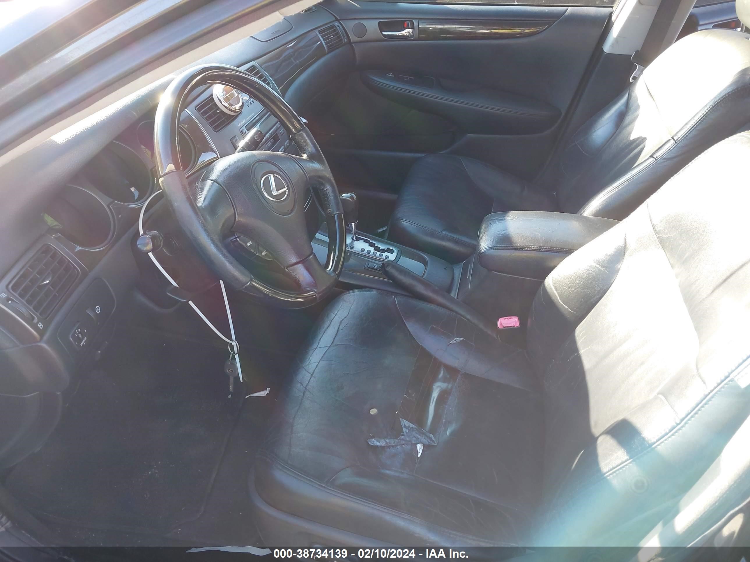 Photo 4 VIN: JTHBA30G545053093 - LEXUS ES 