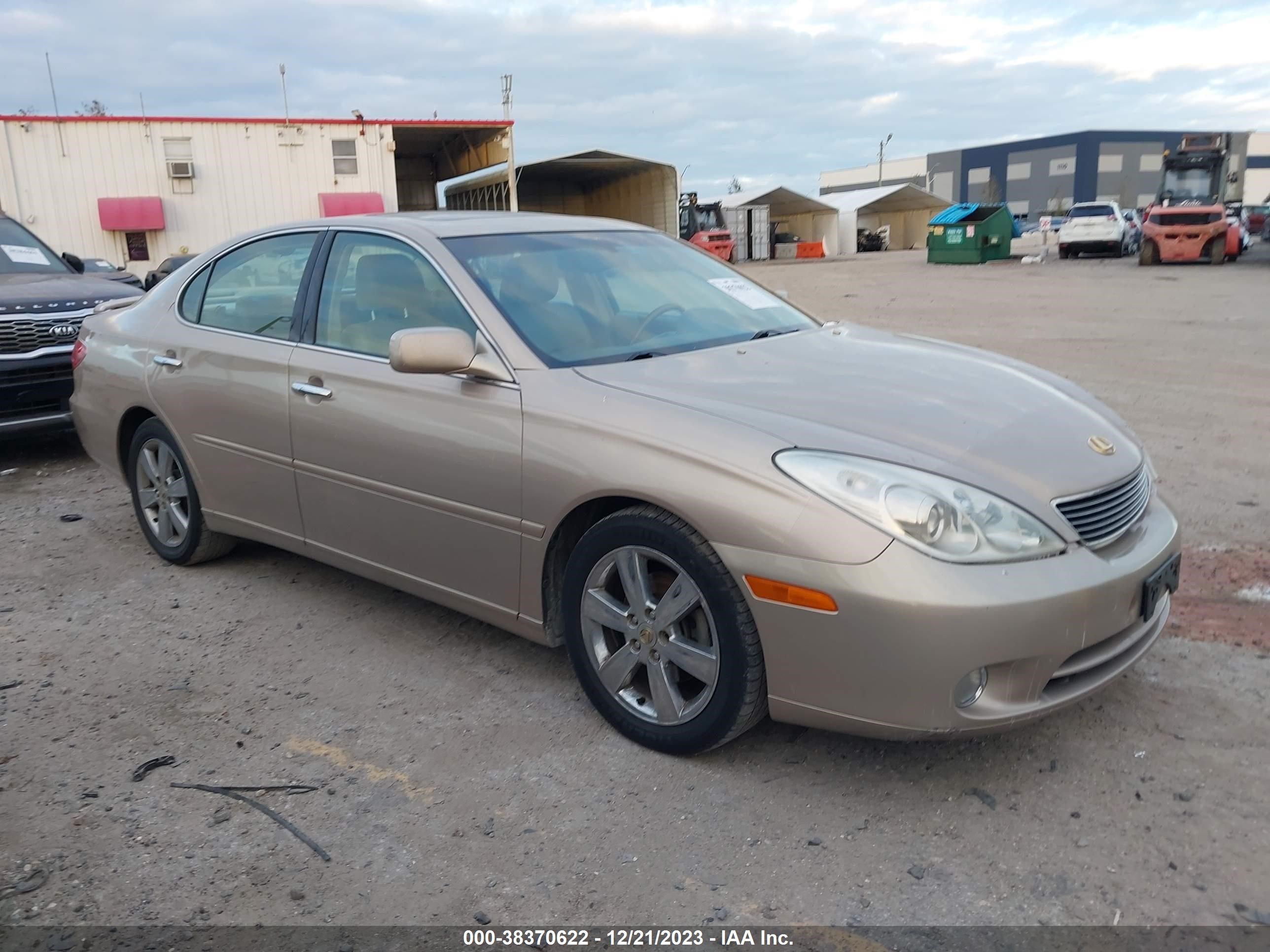 Photo 0 VIN: JTHBA30G555095801 - LEXUS ES 