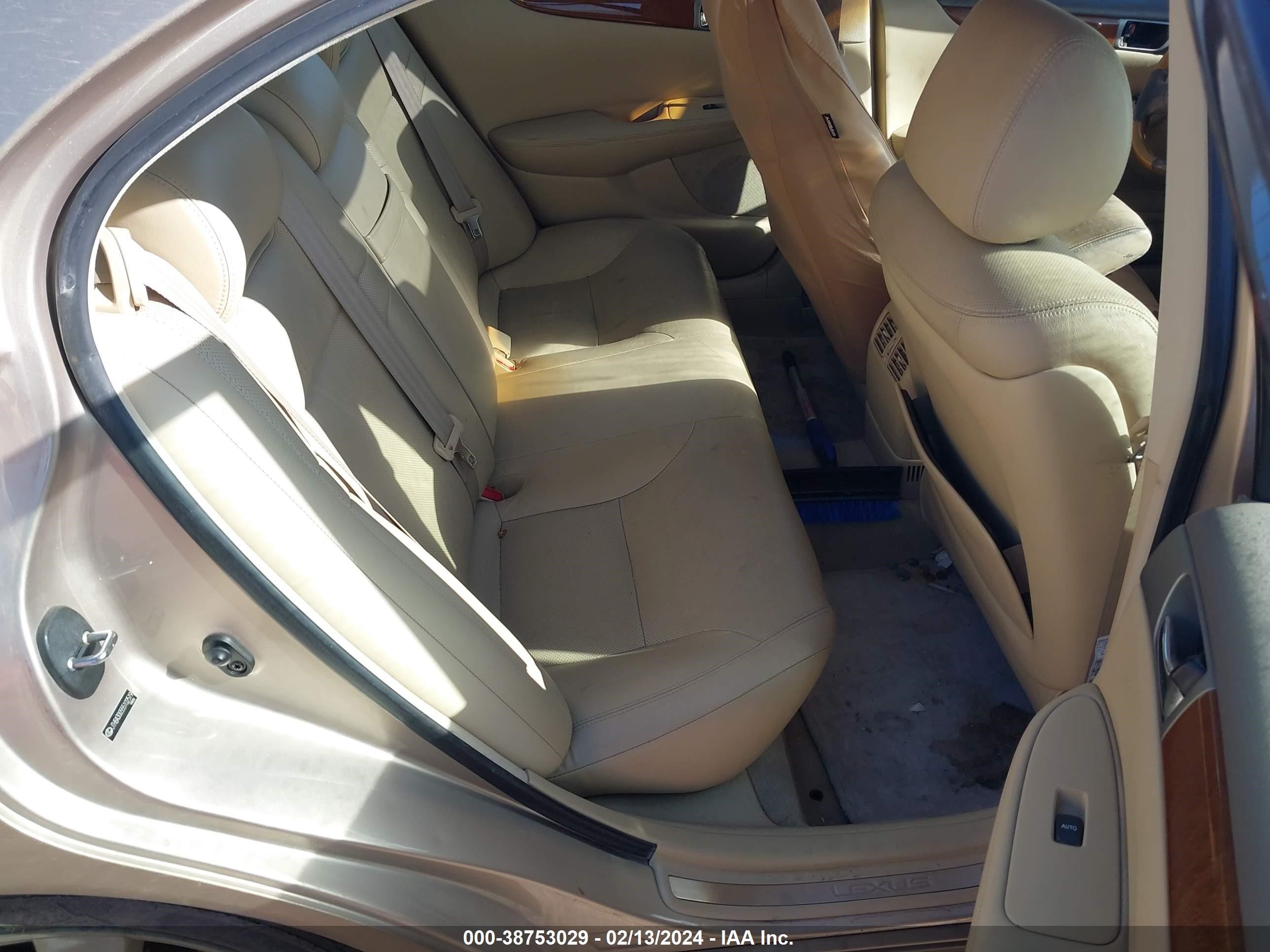 Photo 7 VIN: JTHBA30G555102519 - LEXUS ES 