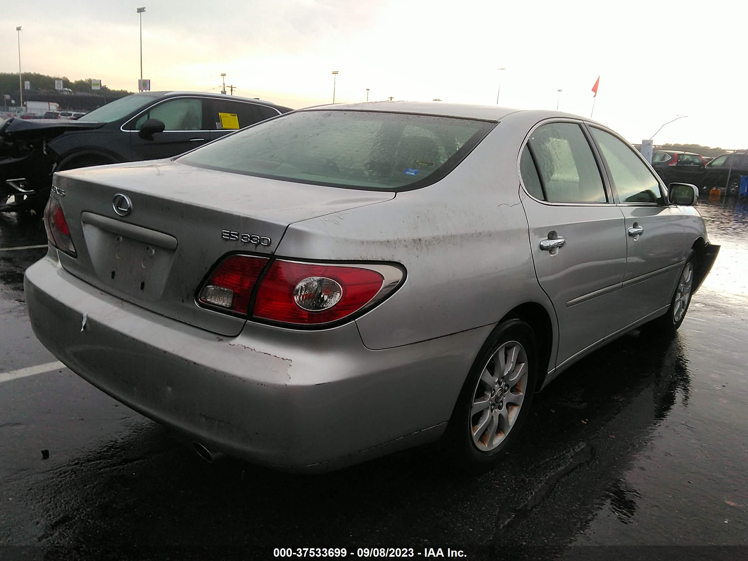 Photo 3 VIN: JTHBA30G640020939 - LEXUS ES 