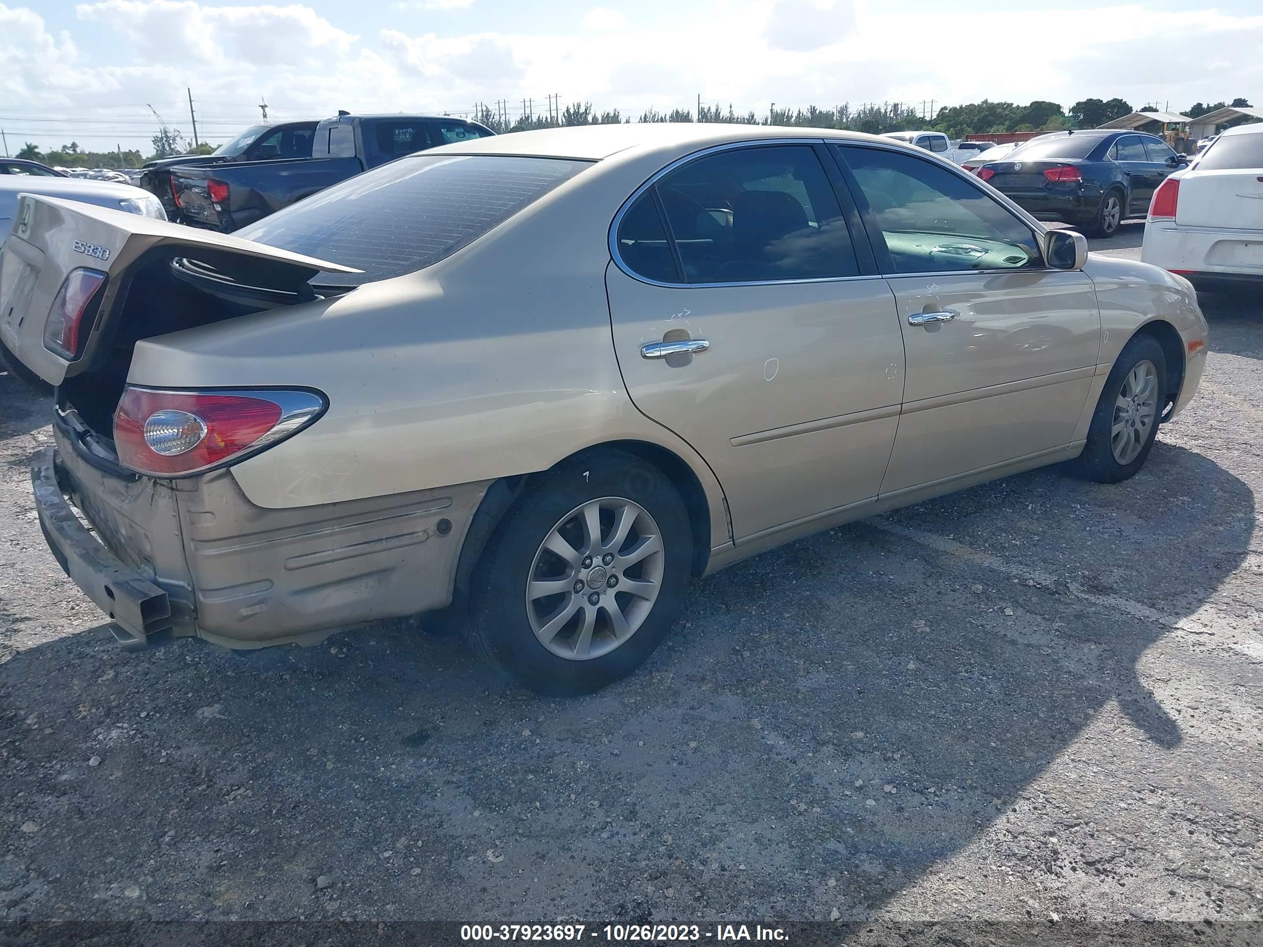 Photo 3 VIN: JTHBA30G645015520 - LEXUS ES 