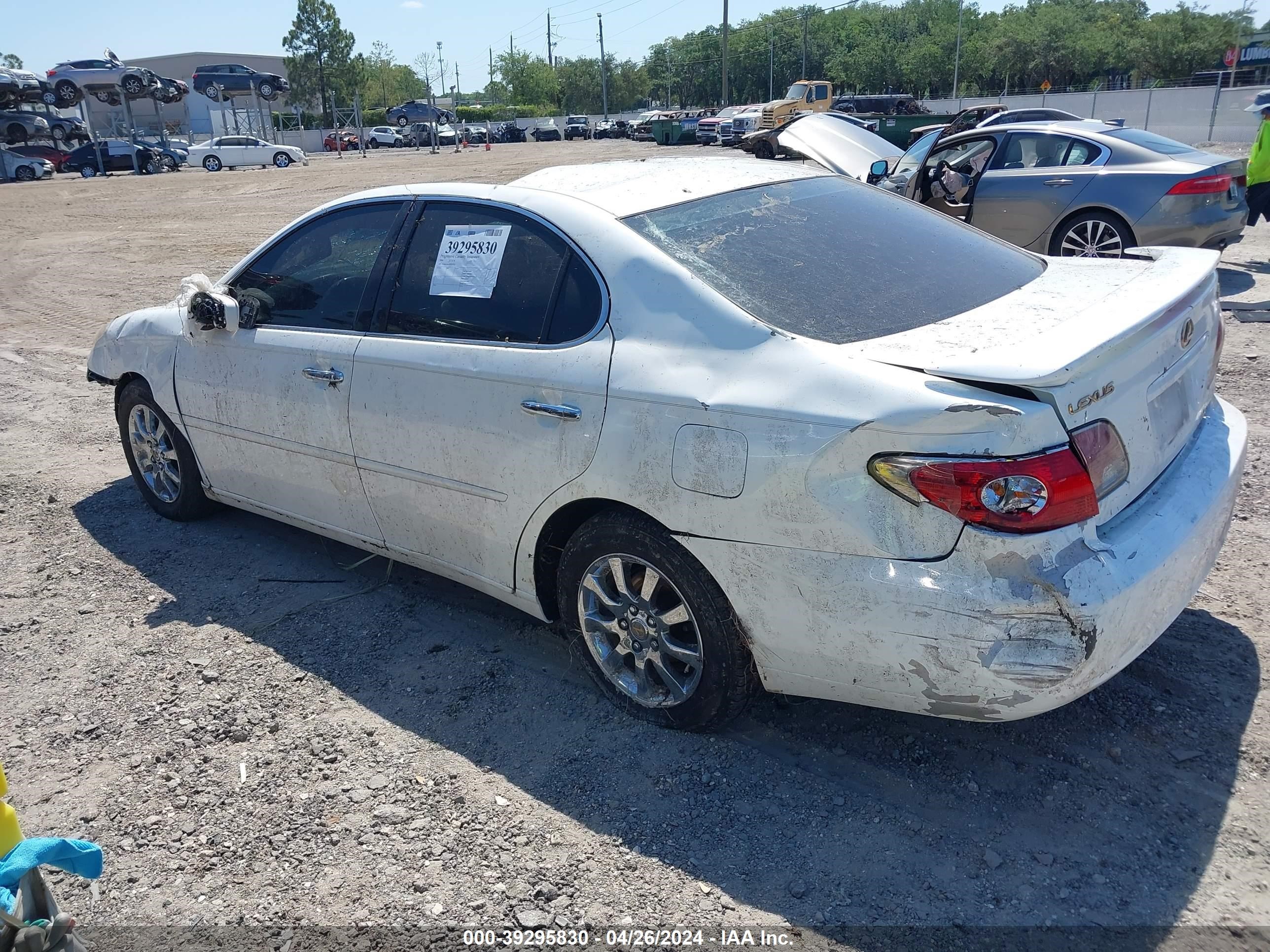 Photo 2 VIN: JTHBA30G645025710 - LEXUS ES 